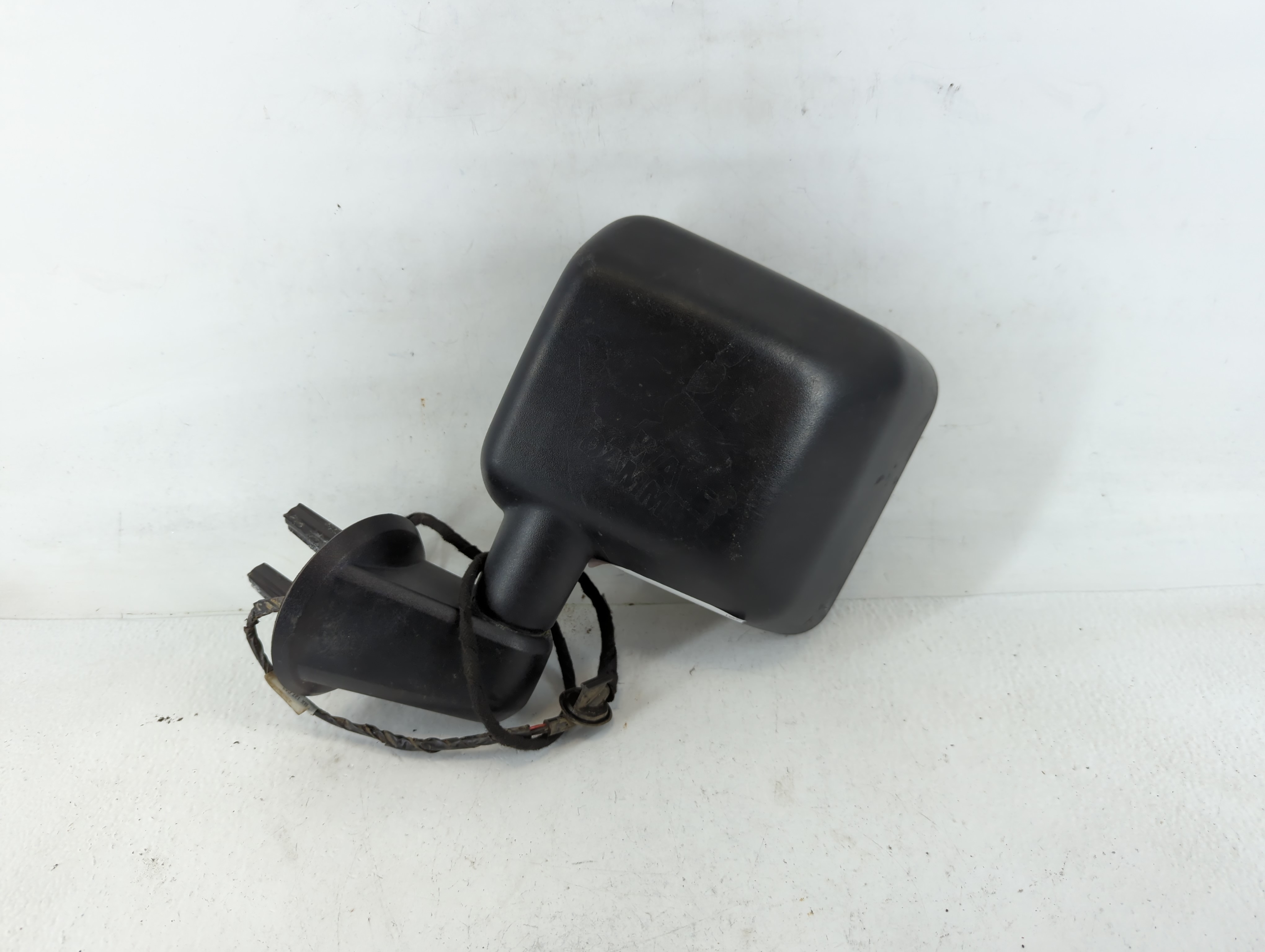 2011-2018 Jeep Wrangler Driver Left Side View Power Door Mirror Black 740367 - Oemusedautoparts1.com