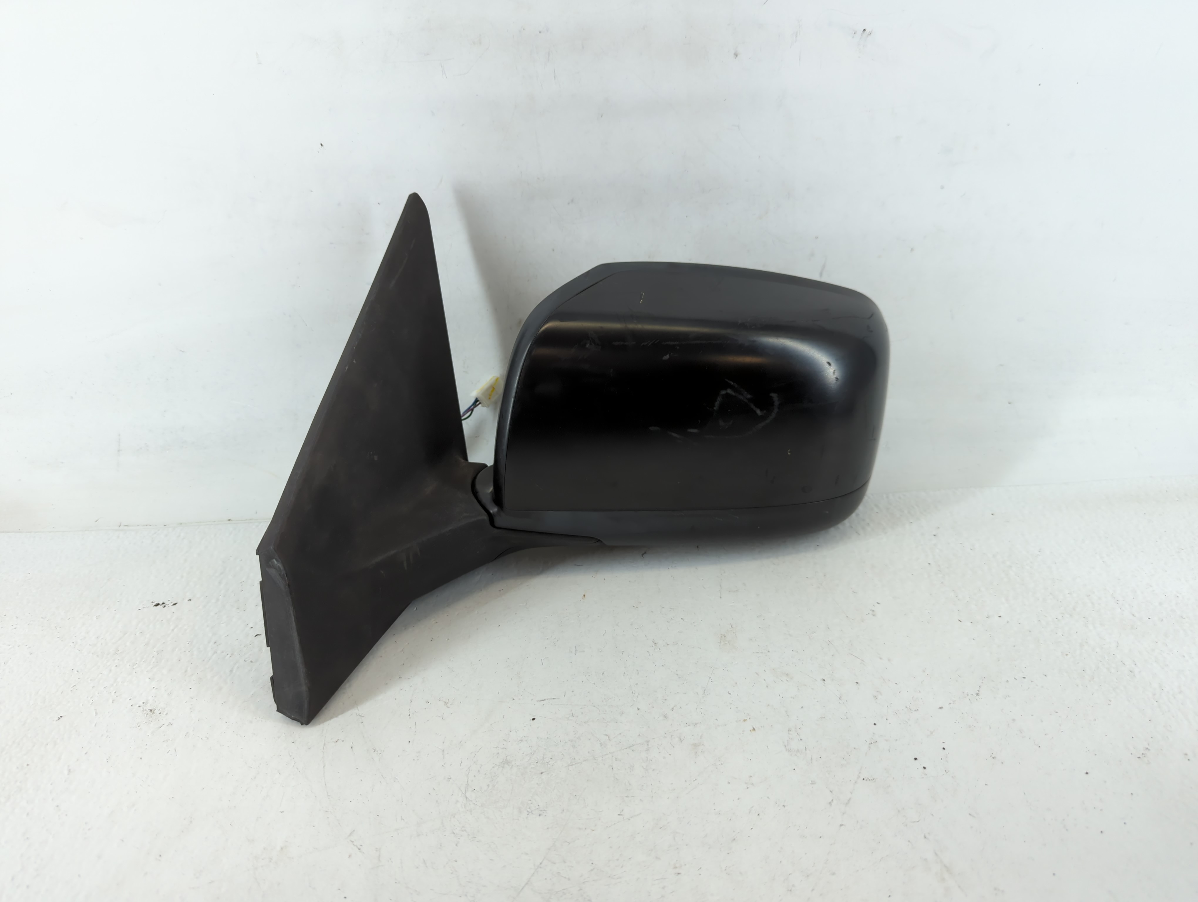 2009 Nissan Rogue Driver Left Side View Power Door Mirror Black 740372 - Oemusedautoparts1.com