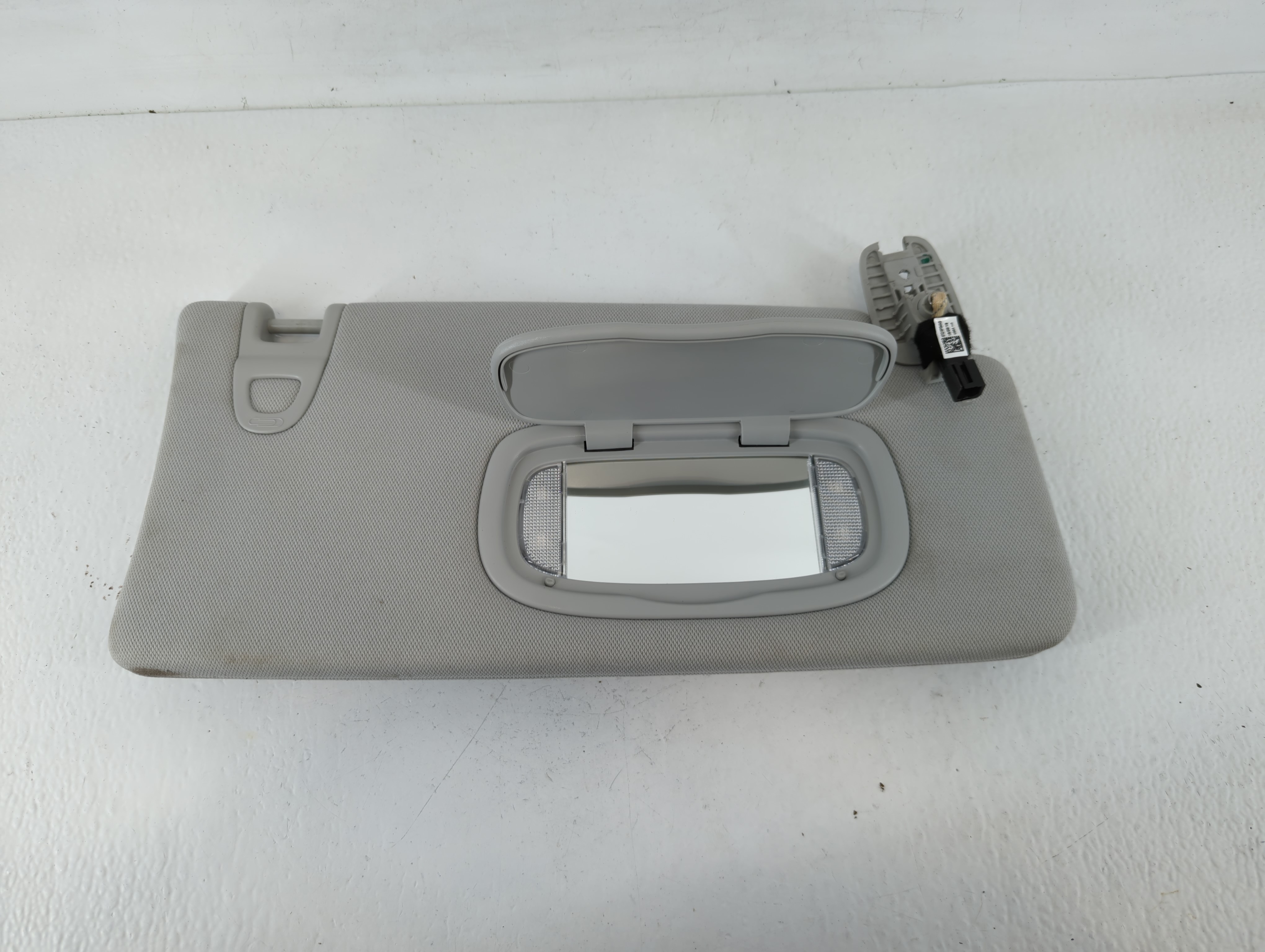 2020 Jeep Compass Passenger Sun Visor Mirror Right Sunvisor Dark Grey 740482 - Oemusedautoparts1.com