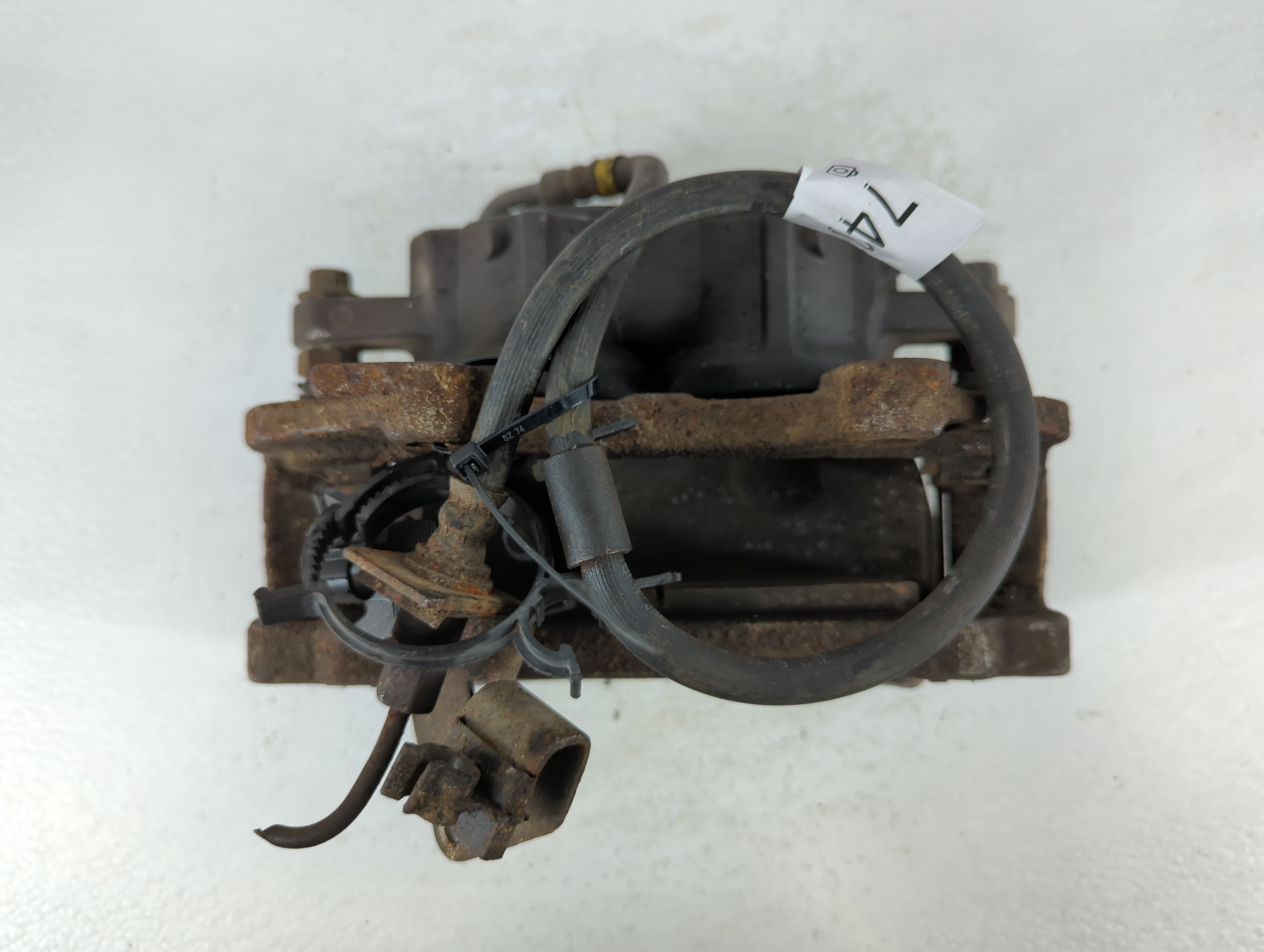2005-2022 Chrysler 300 Front Passenger Right Brake Caliper 740770 - Oemusedautoparts1.com