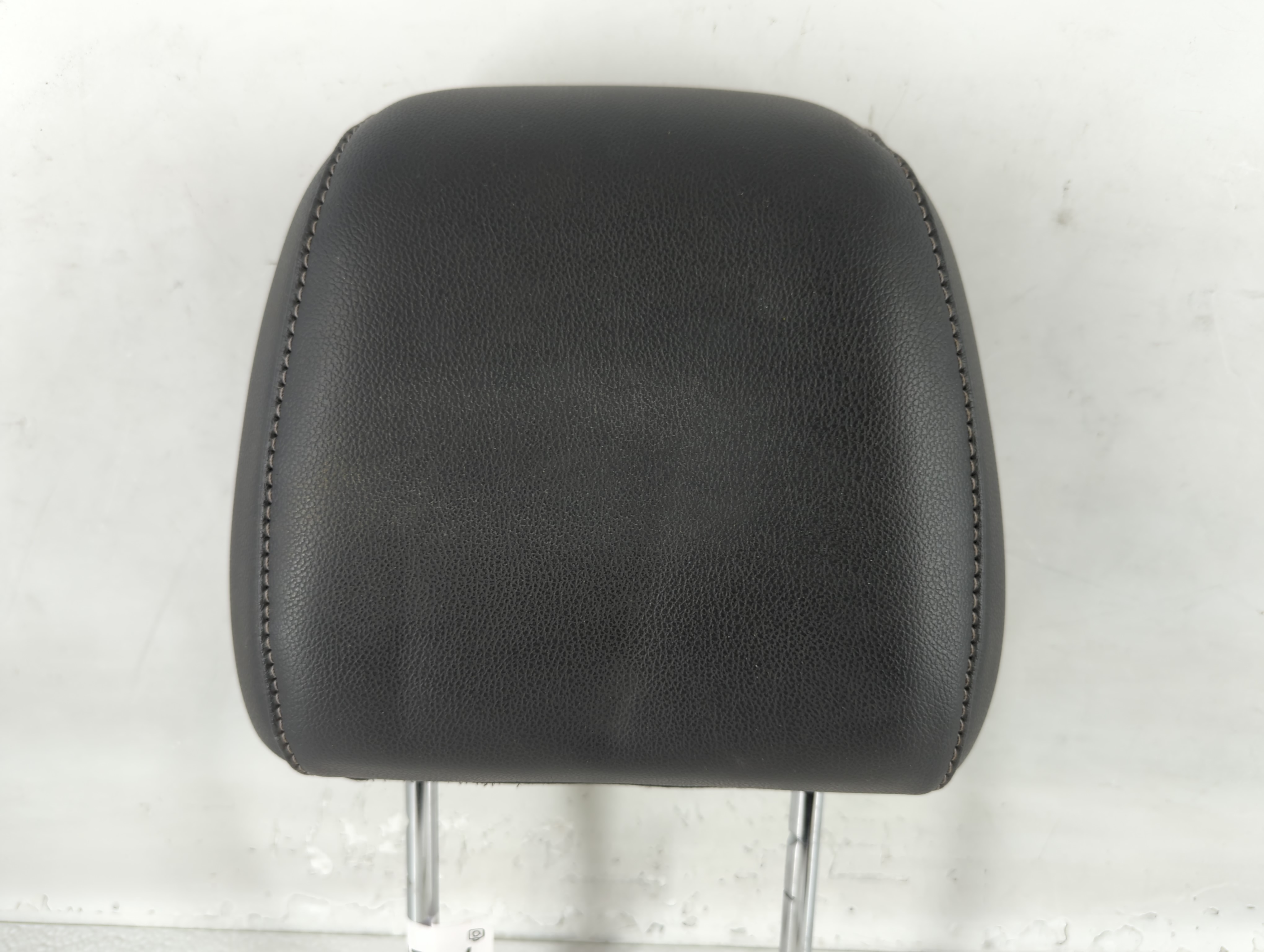 2016 Ford Escape Headrest Head Rest Front Driver Passenger Seat Black 742602 - Oemusedautoparts1.com