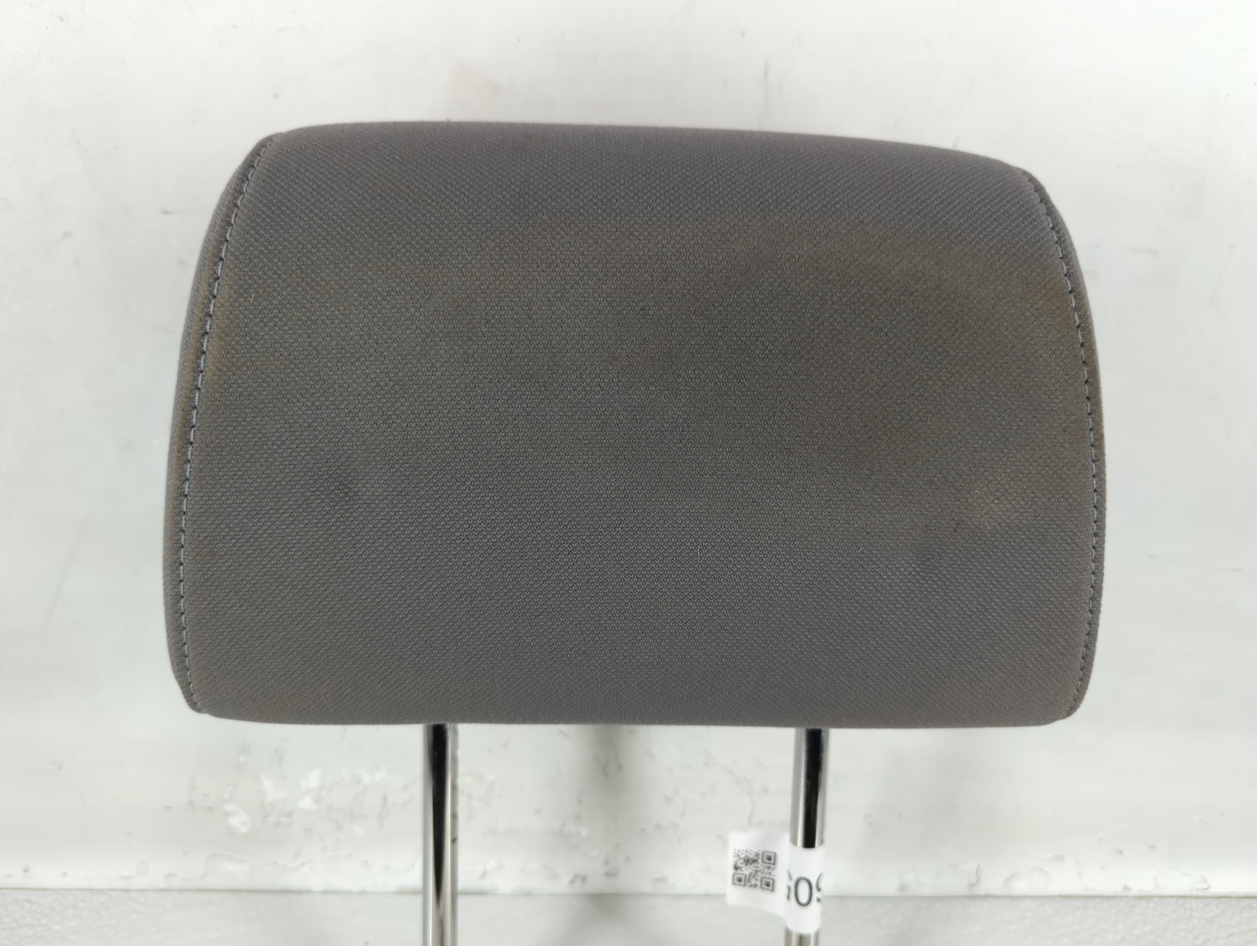 Gmc Sierra 1500 Headrest Head Rest Front Driver Passenger Seat Grey 742605 - Oemusedautoparts1.com