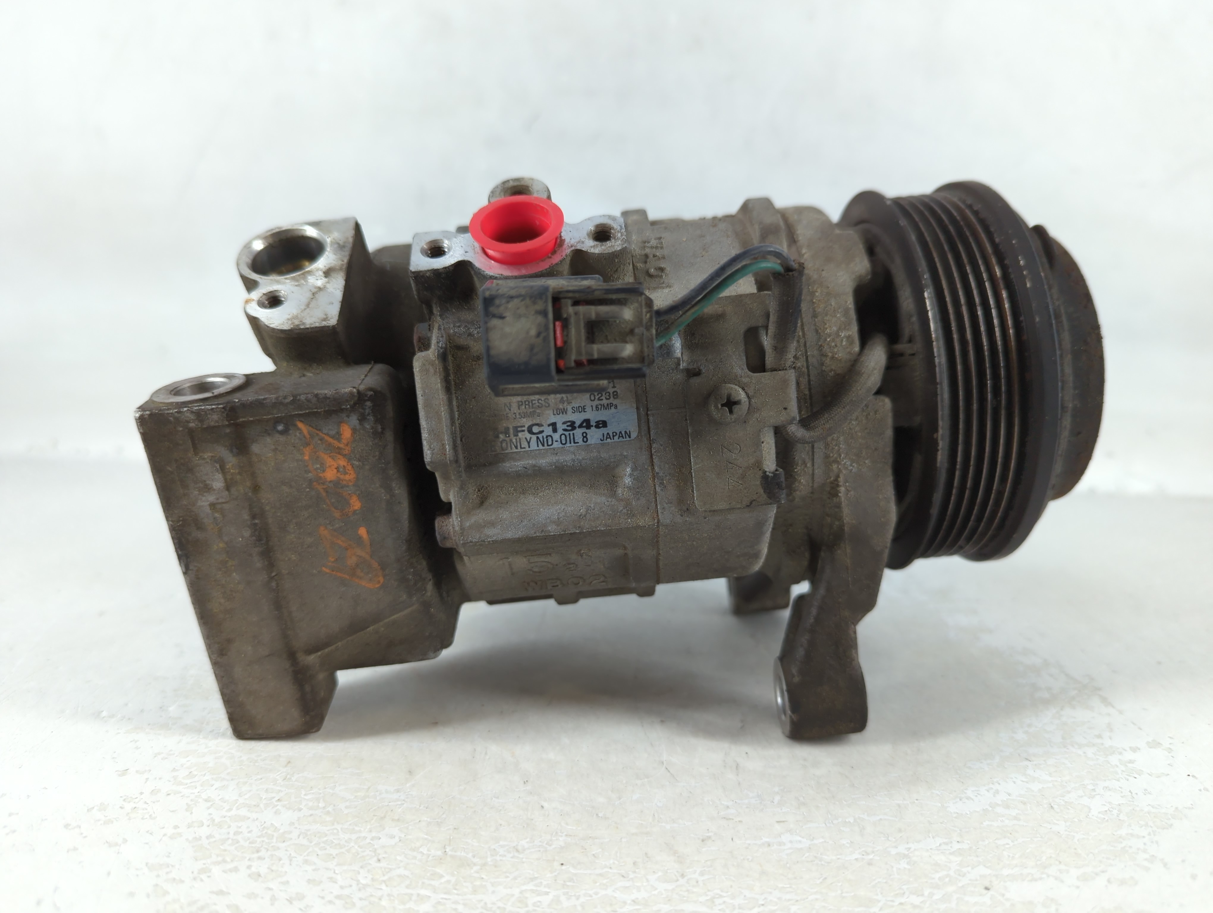 Picture of Cadillac Cts Air Conditioning A/c Ac Compressor Oem 742619