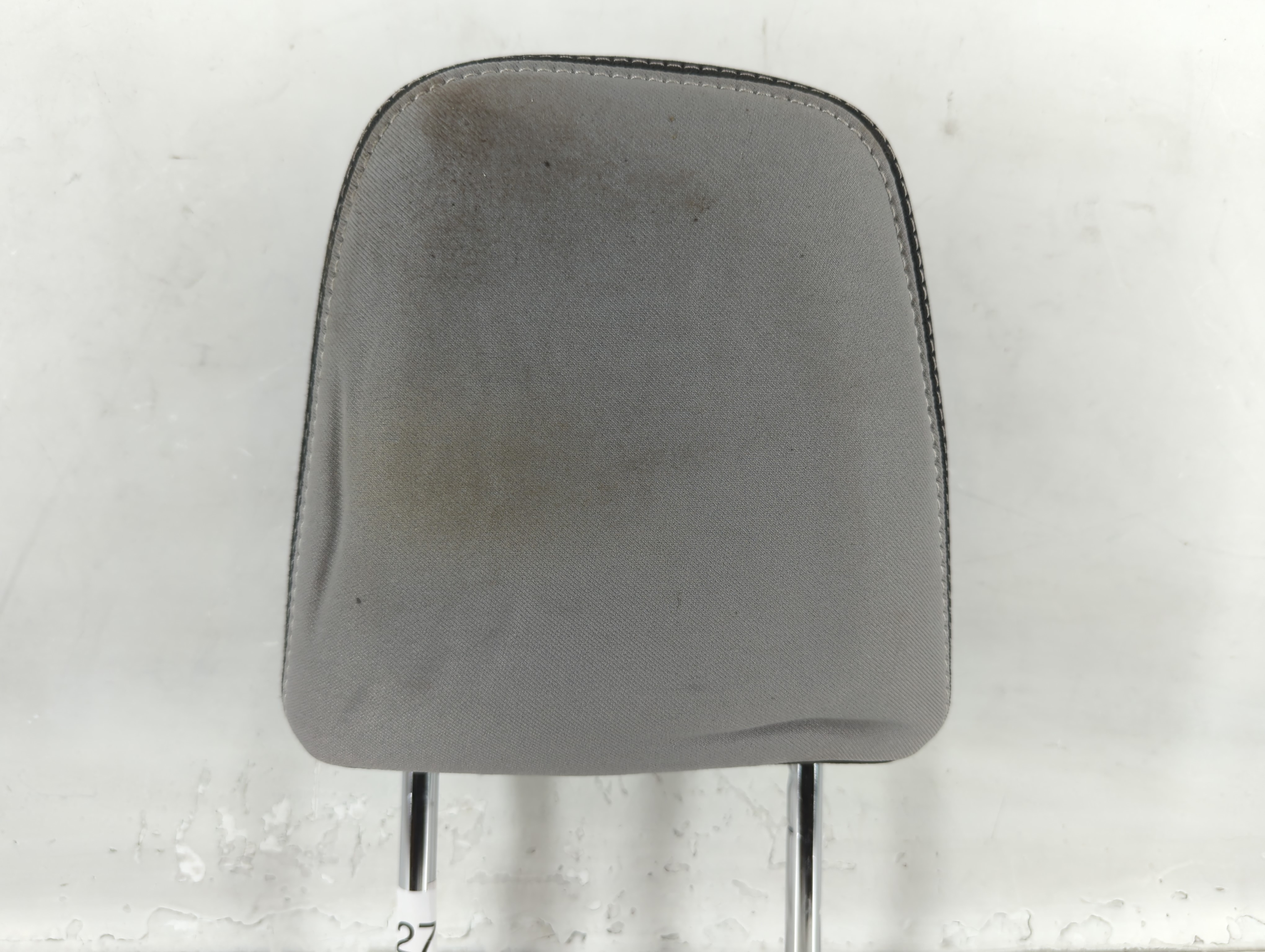 2018 Toyota Rav4 Headrest Head Rest Front Driver Passenger Seat Grey 743427 - Oemusedautoparts1.com