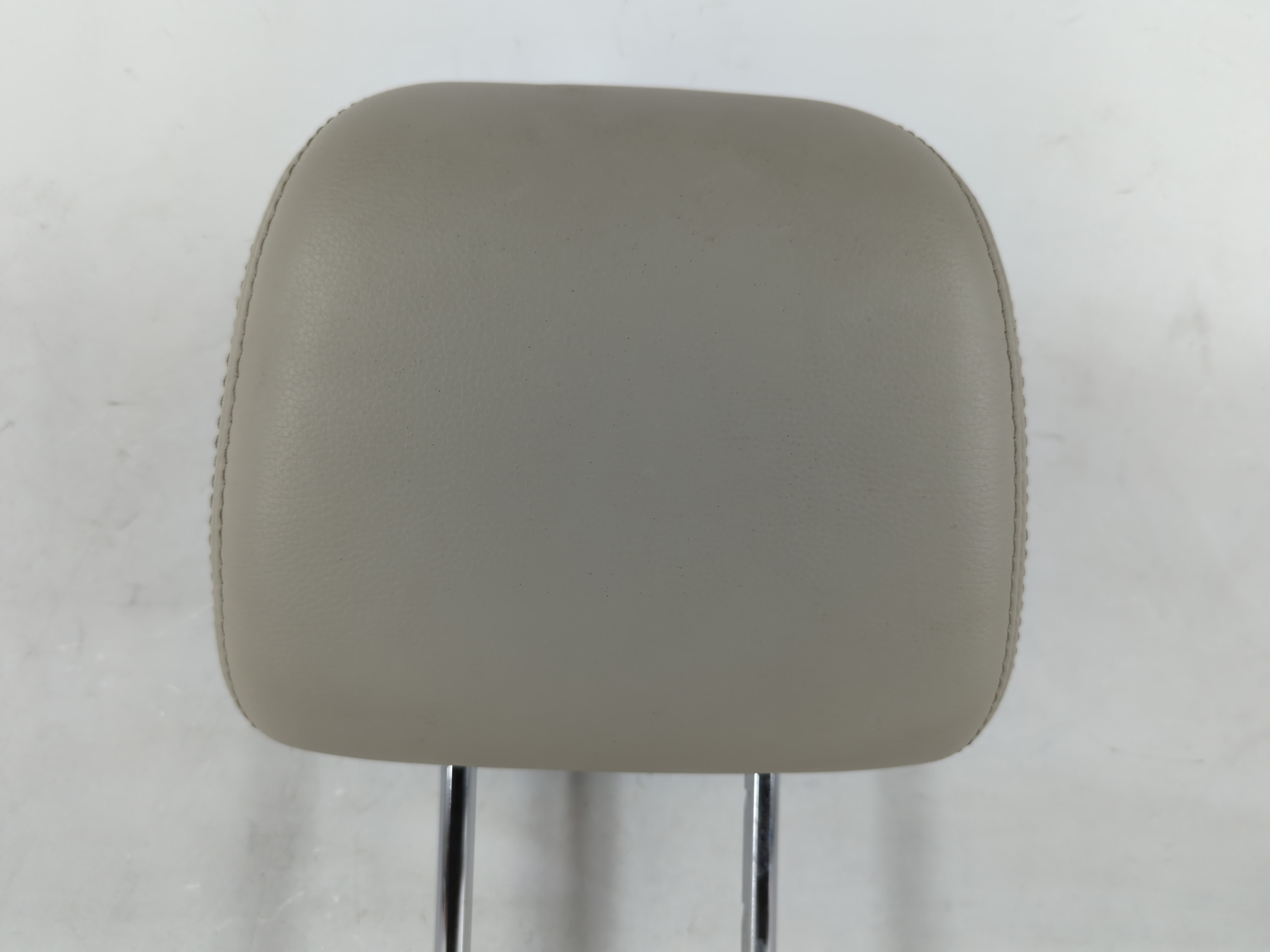 2010 Subaru Legacy Headrest Head Rest Front Driver Passenger Seat Grey 743512 - Oemusedautoparts1.com