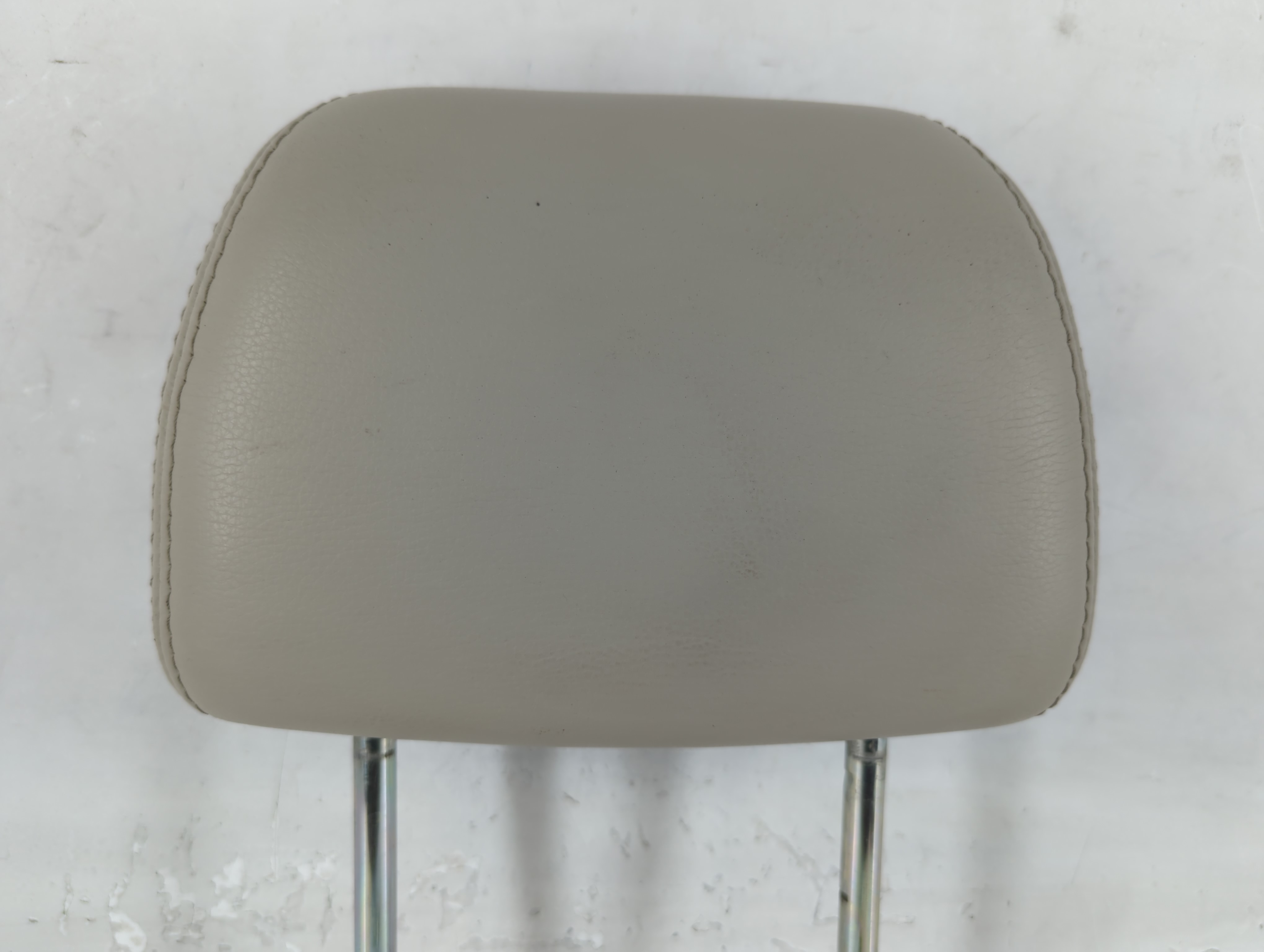 2010 Subaru Legacy Headrest Head Rest Front Driver Passenger Seat Grey 743514 - Oemusedautoparts1.com