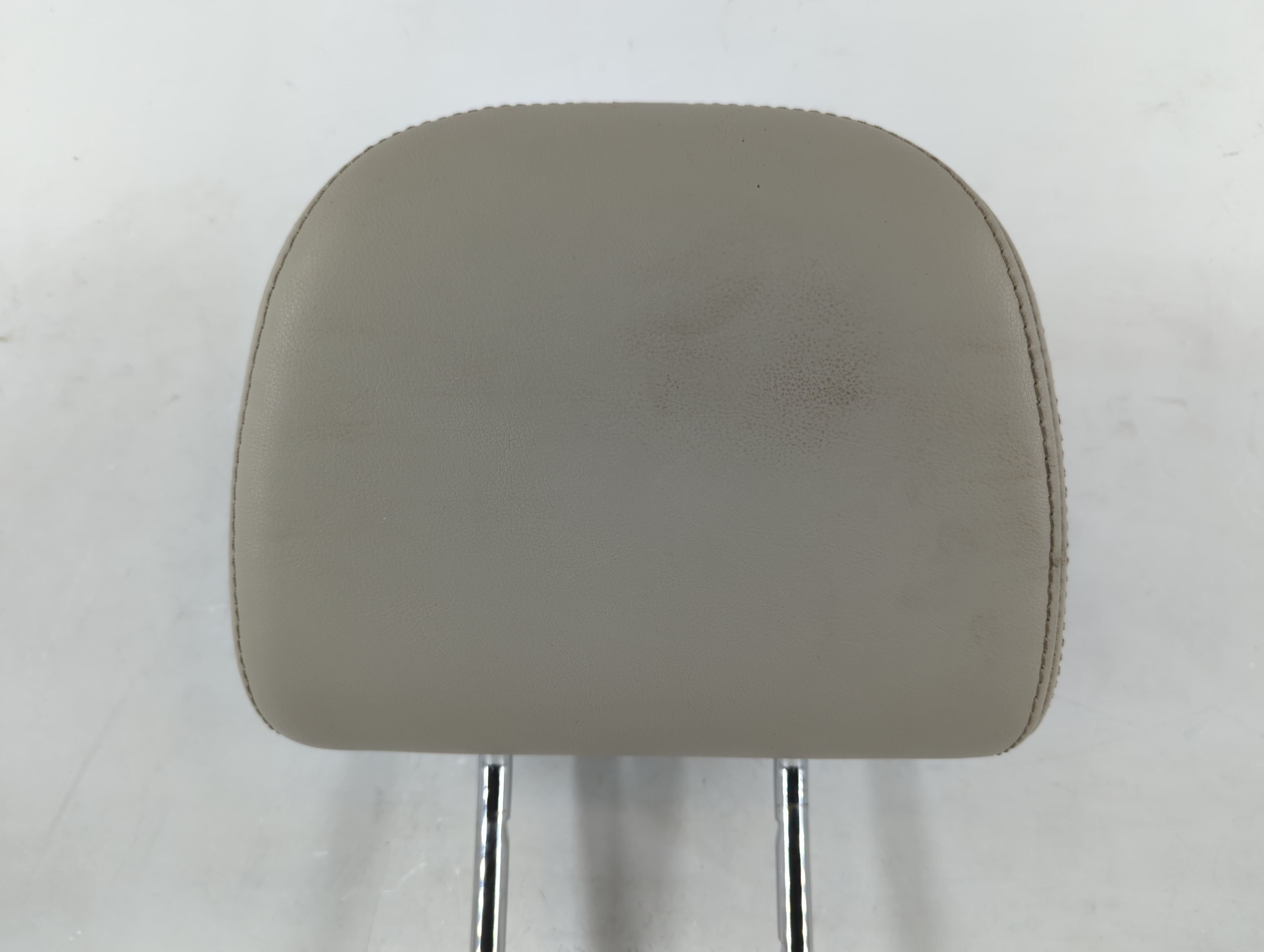Subaru Impreza Headrest Head Rest Front Driver Passenger Seat Grey 743552 - Oemusedautoparts1.com