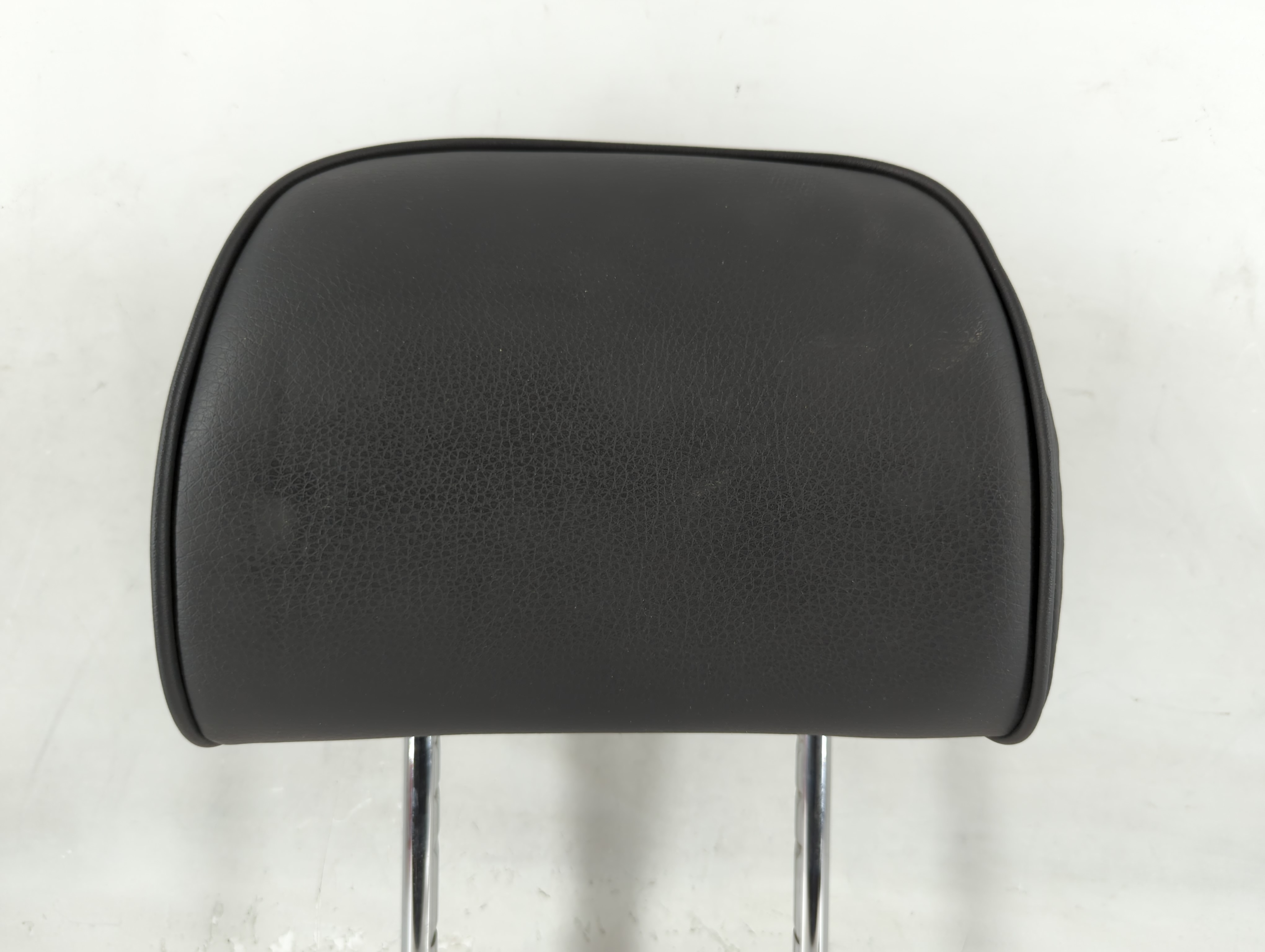 Hyundai Sonata Headrest Head Rest Front Driver Passenger Seat Black 743676 - Oemusedautoparts1.com