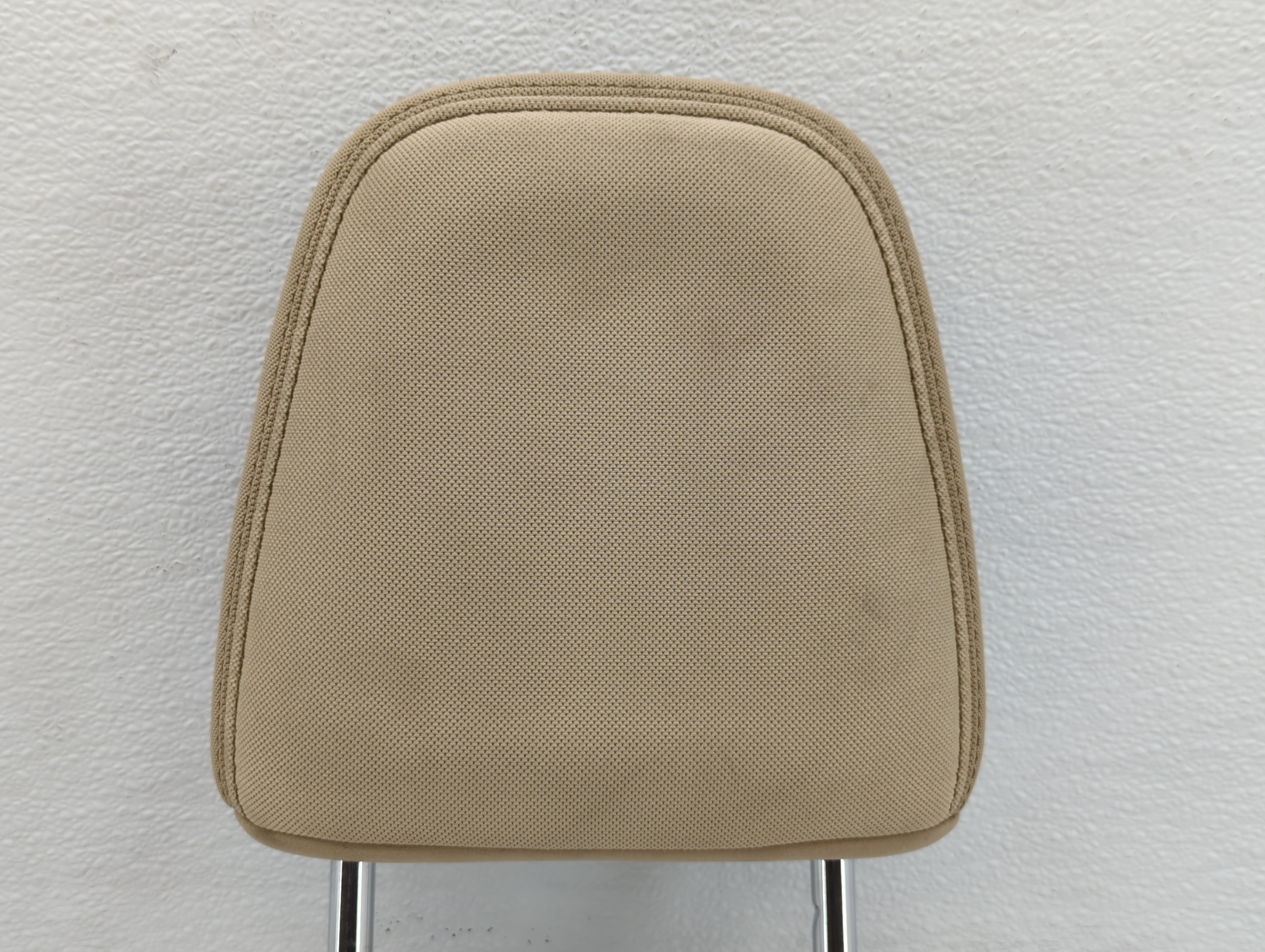 2015 Toyota Rav4 Headrest Head Rest Front Driver Passenger Seat Beige 743686 - Oemusedautoparts1.com