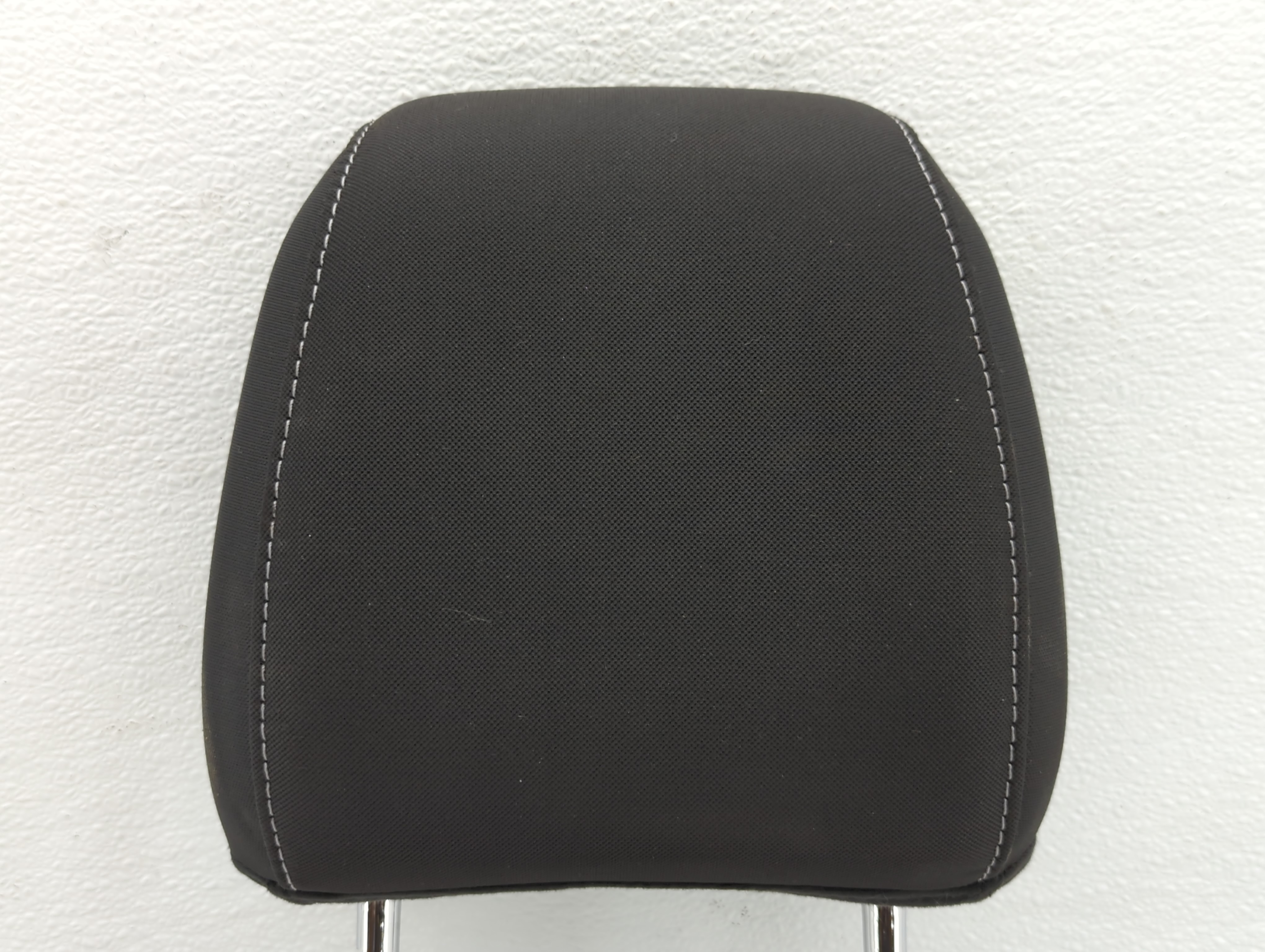 Ford Escape Headrest Head Rest Front Driver Passenger Seat Black 743687 - Oemusedautoparts1.com