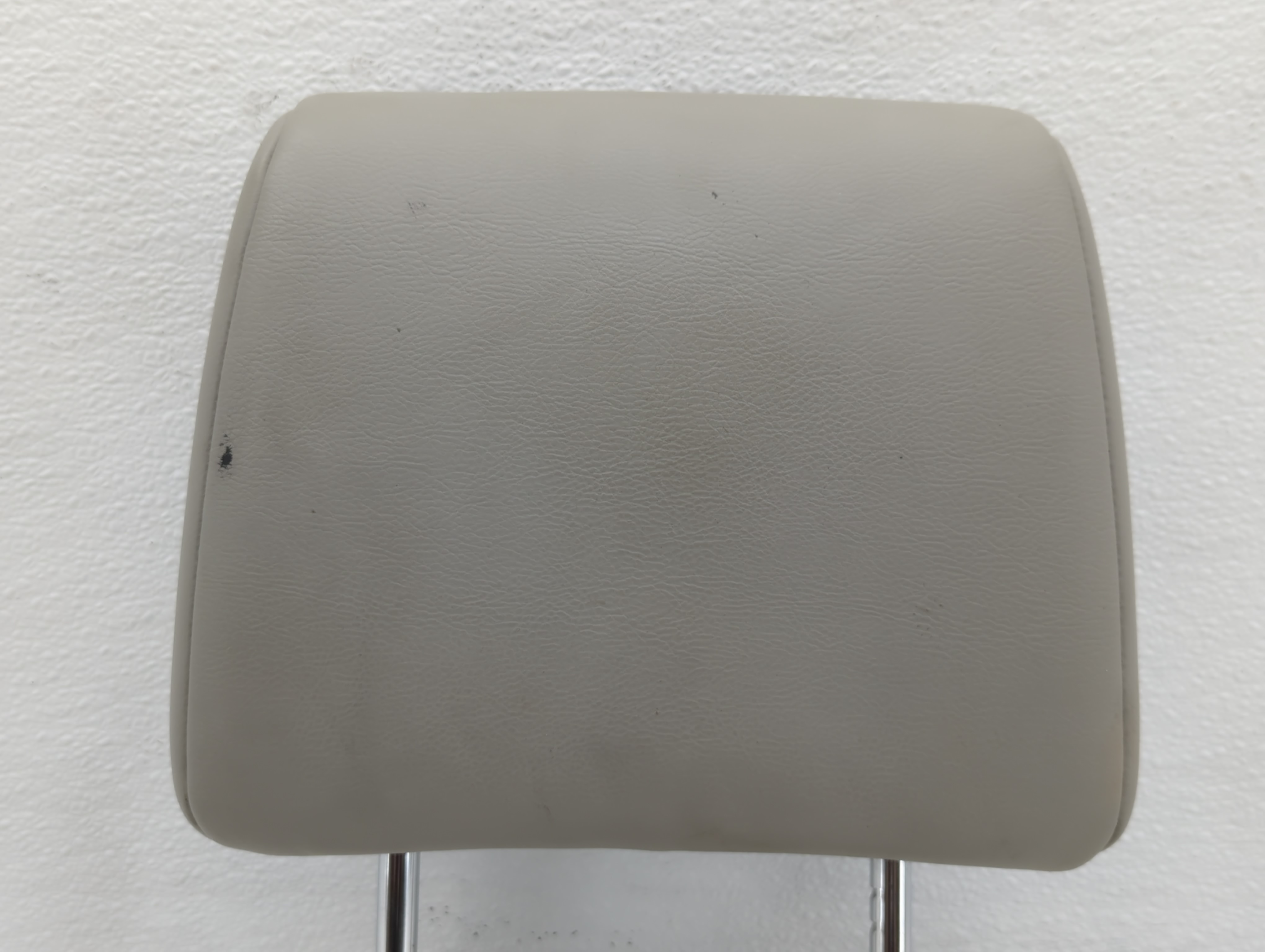 2011 Nissan Rogue Headrest Head Rest Front Driver Passenger Seat Grey 743691 - Oemusedautoparts1.com