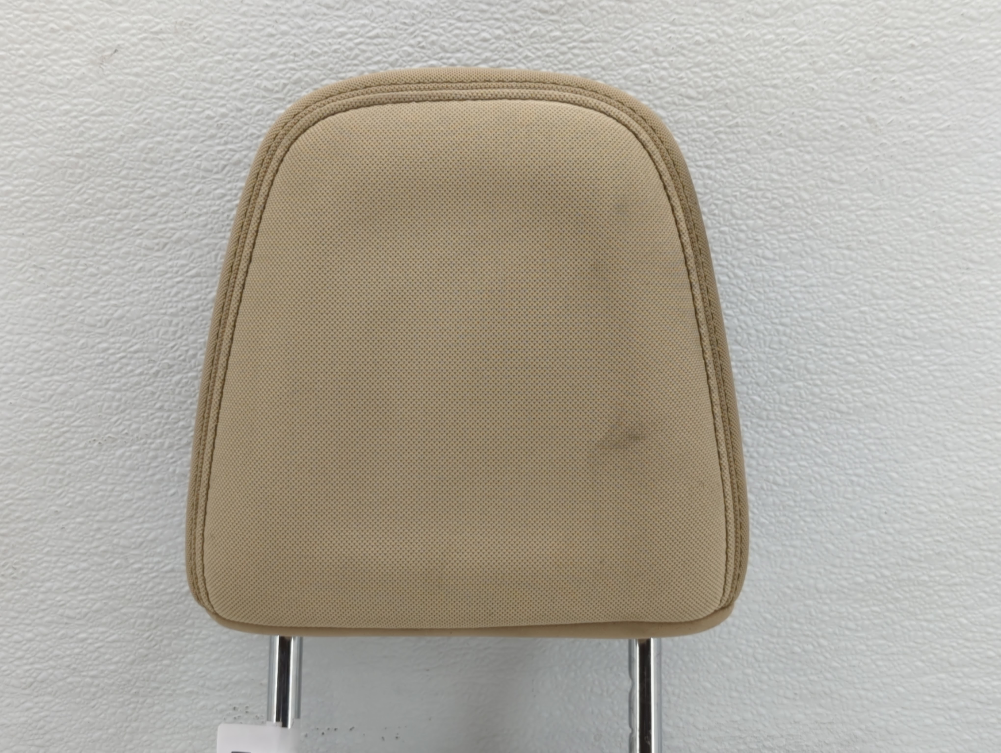 2016 Toyota Rav4 Headrest Head Rest Front Driver Passenger Seat Beige 743703 - Oemusedautoparts1.com