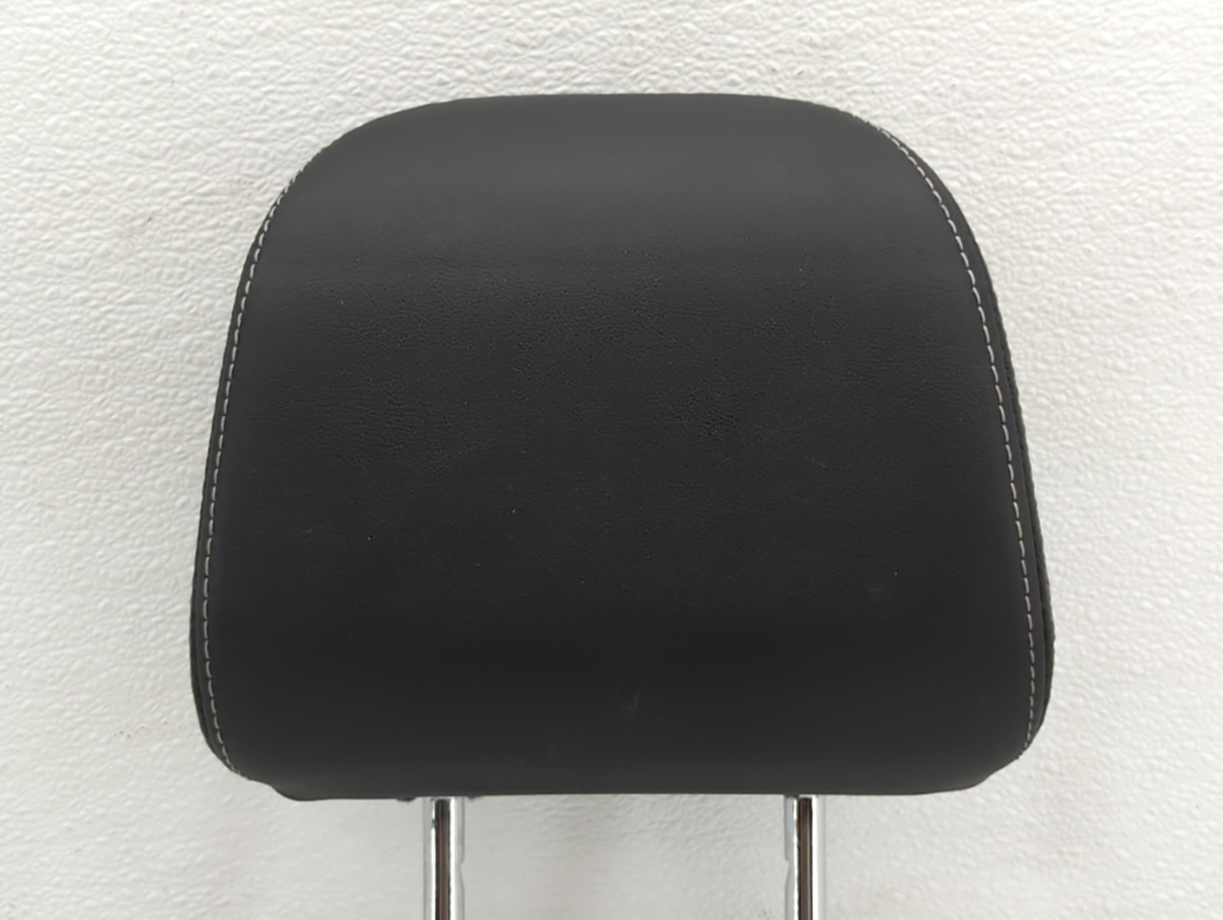Subaru Impreza Headrest Head Rest Front Driver Passenger Seat Black 743774 - Oemusedautoparts1.com