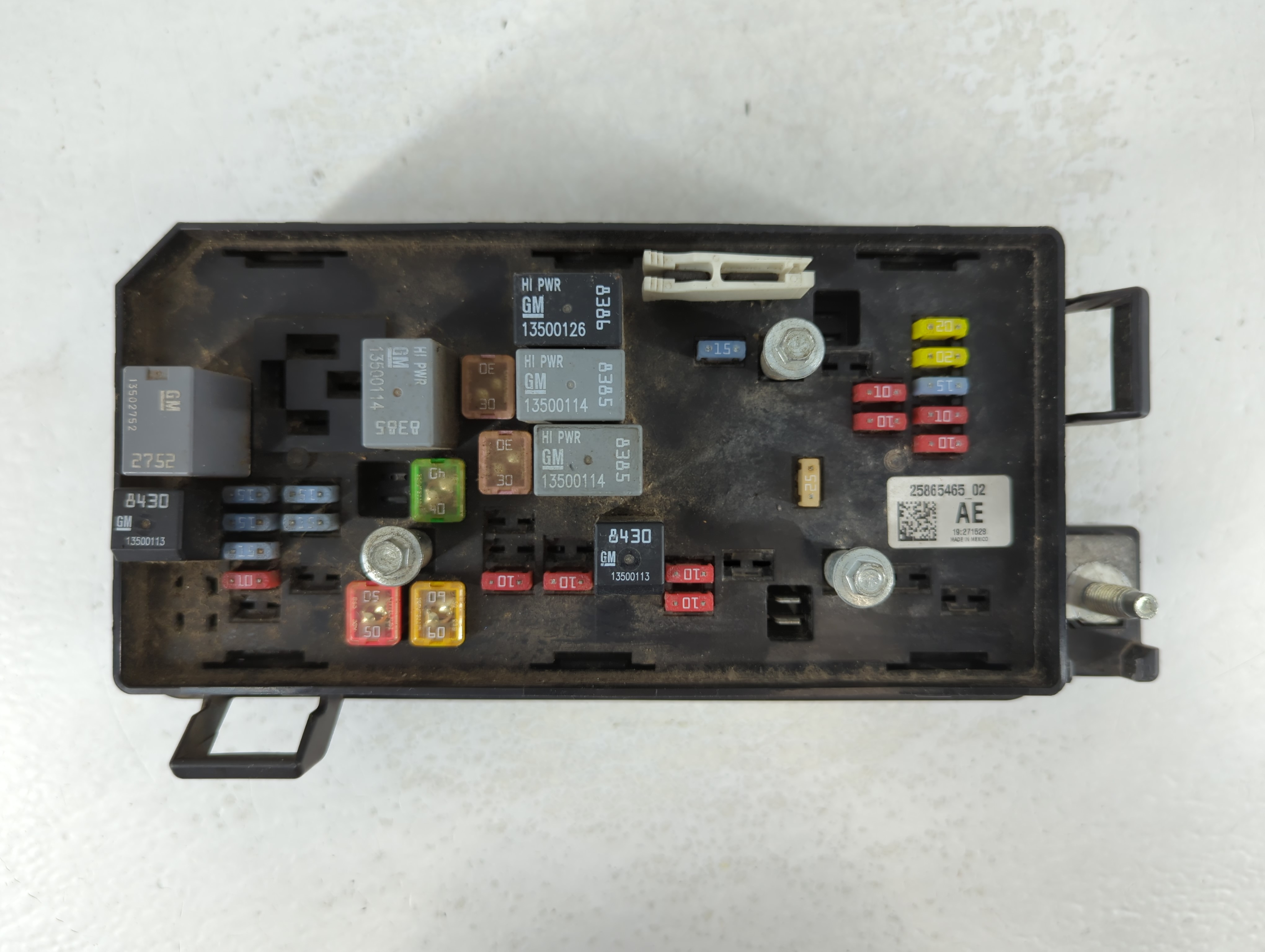 2008-2008 Buick Lucerne Fusebox Fuse Box Relay Module 25865465_02 743820 - Oemusedautoparts1.com