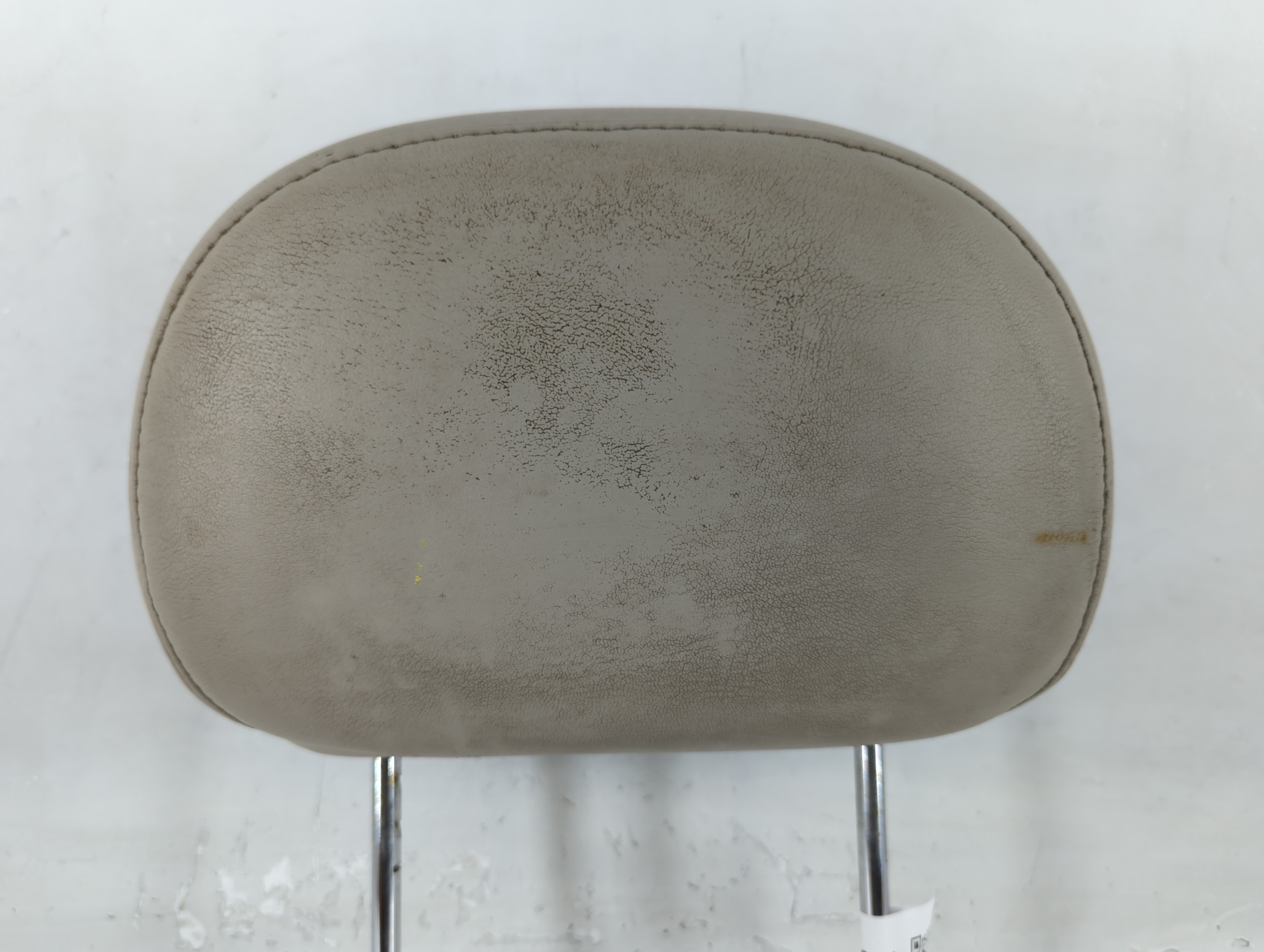 2008 Buick Lucerne Headrest Head Rest Front Driver Passenger Seat Grey 743984 - Oemusedautoparts1.com