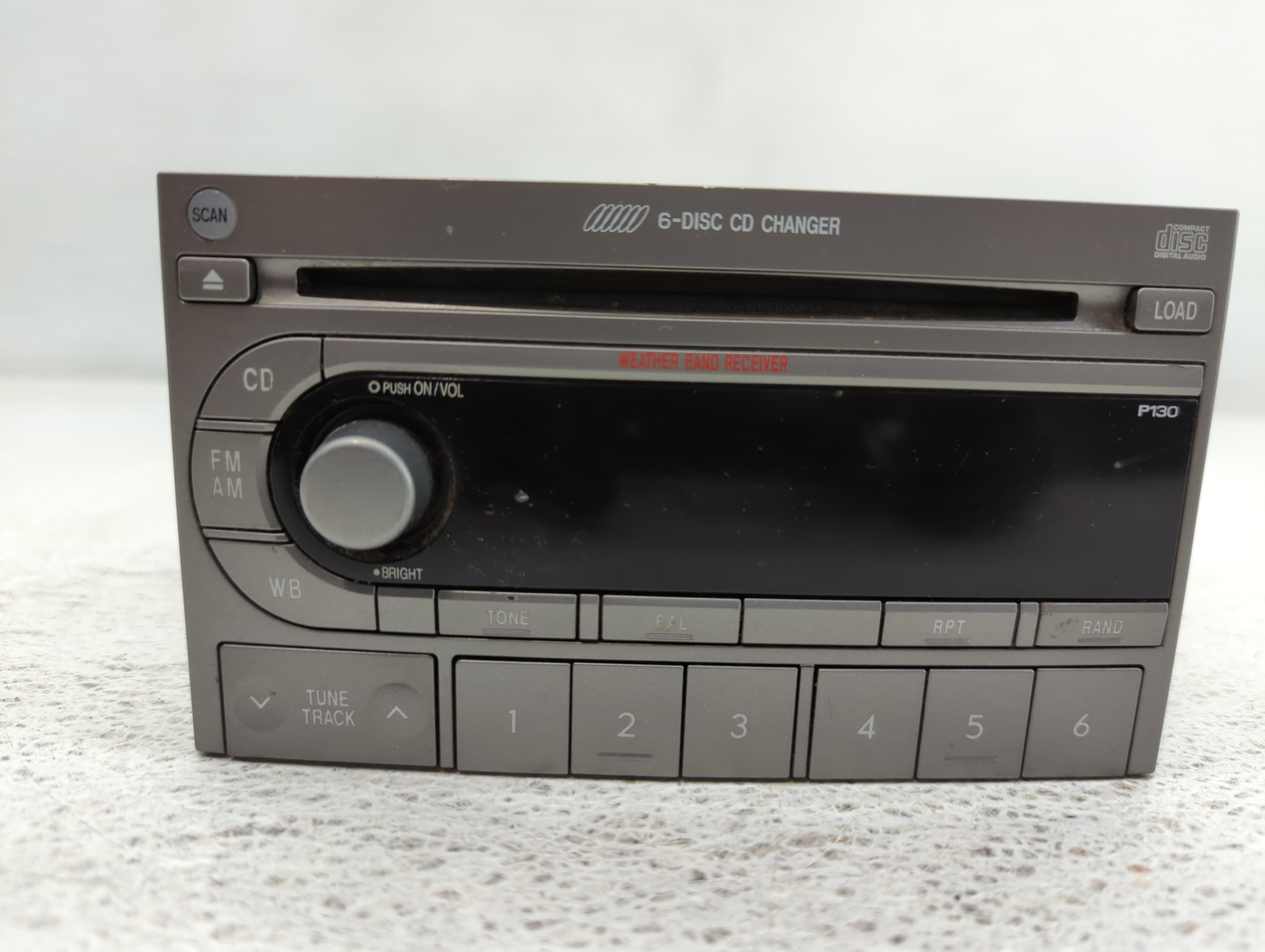 2004 Subaru Forester Am Fm Cd Player Radio Receiver 744277 - Oemusedautoparts1.com