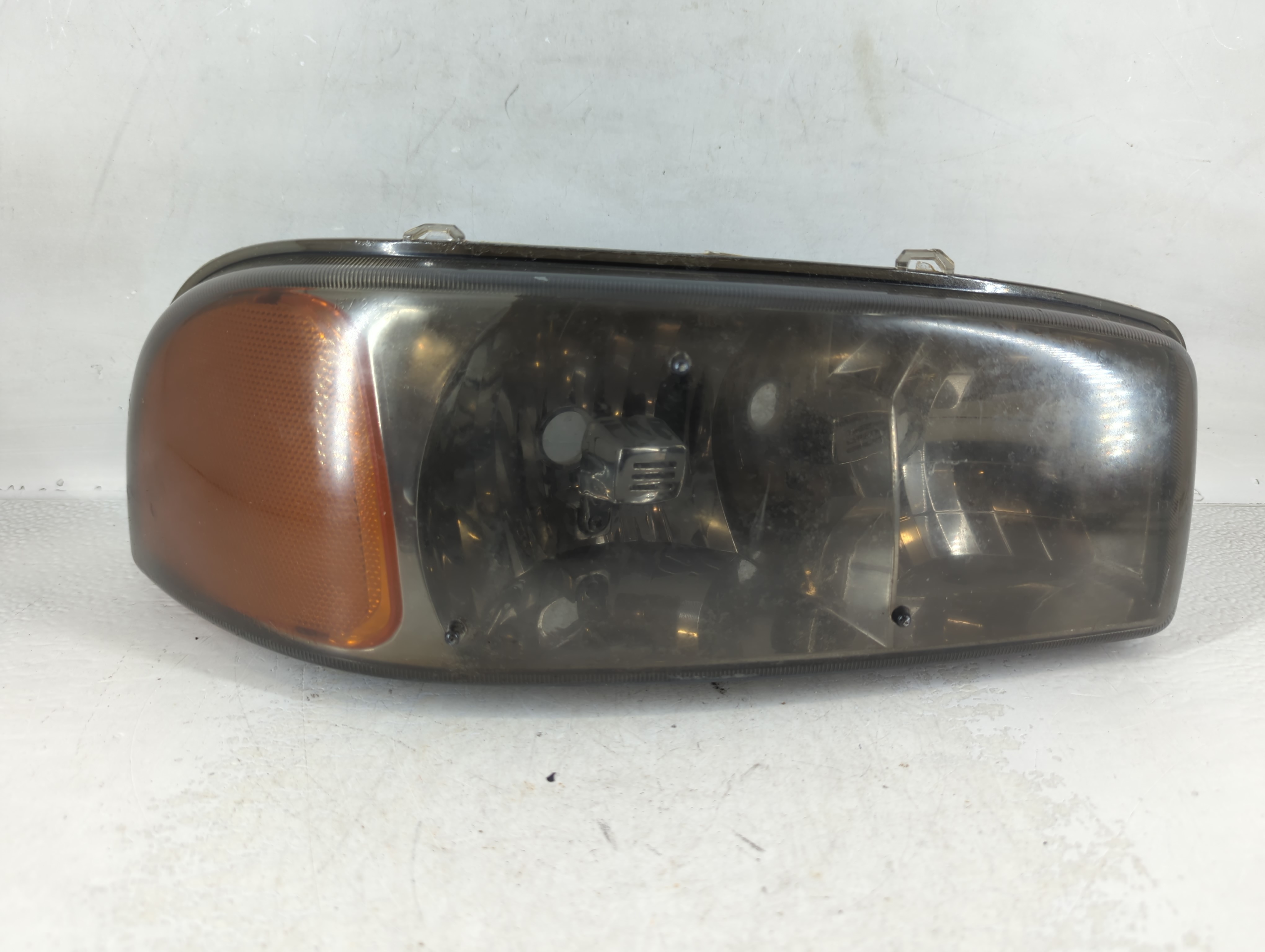 Picture of 2004 Volvo S60 Driver Left Oem Head Light Headlight Lamp 744431