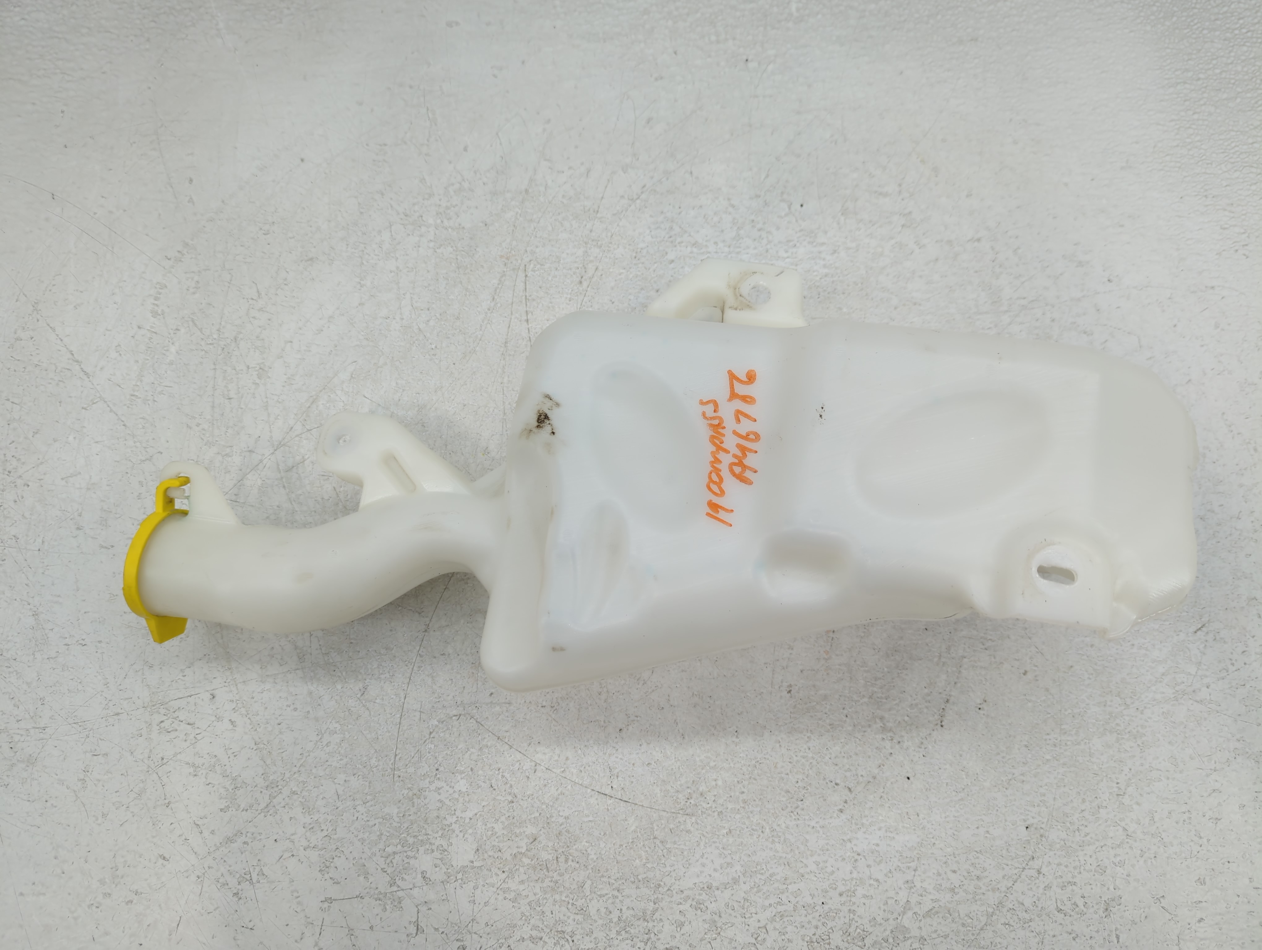2019 Jeep Compass Windshield Washer Fluid Reservoir Bottle Oem 744439 - Oemusedautoparts1.com