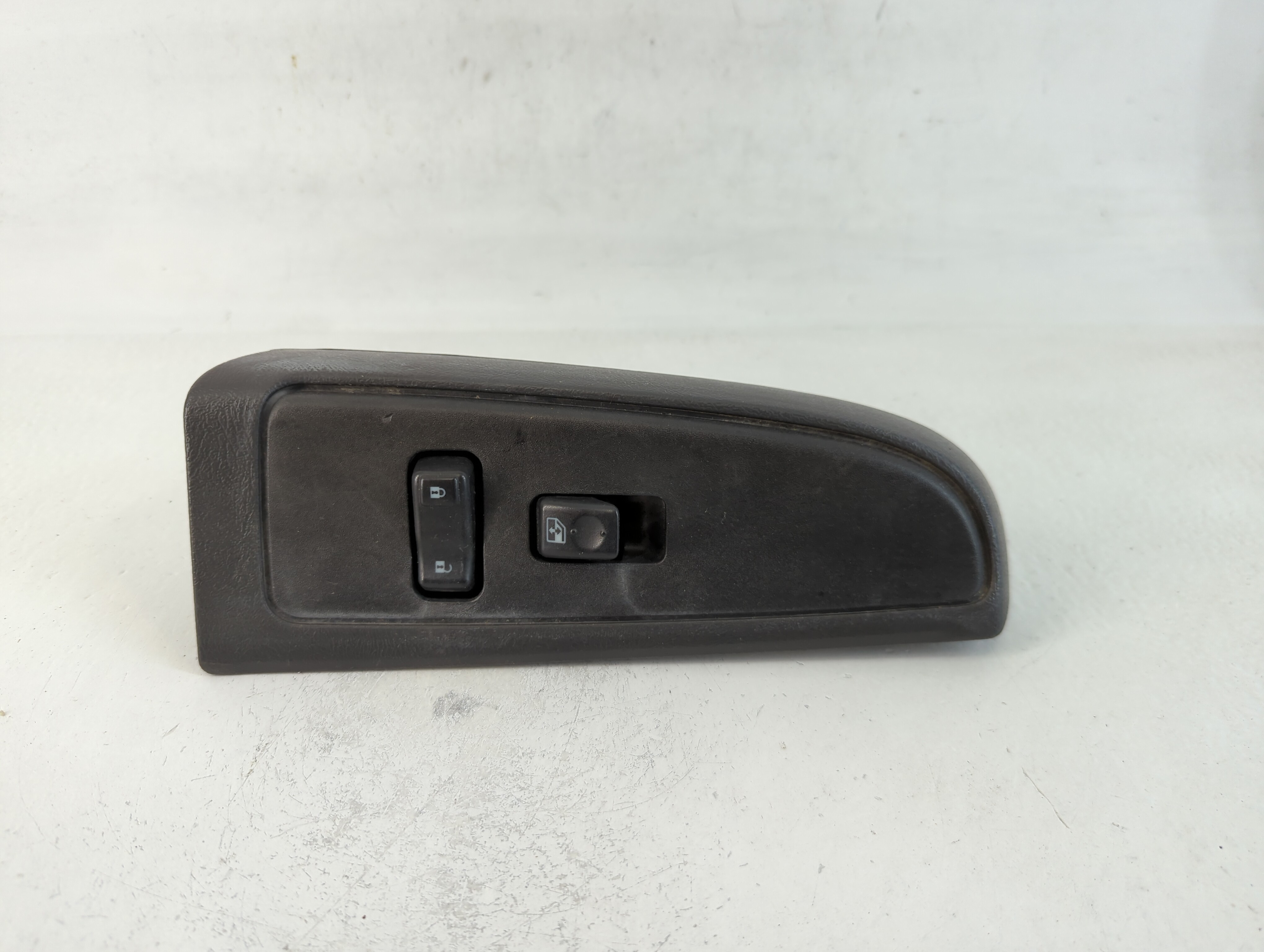 2003 Chevrolet Silverado 1500 Driver Left Door Master Power Window Switch 744471 - Oemusedautoparts1.com