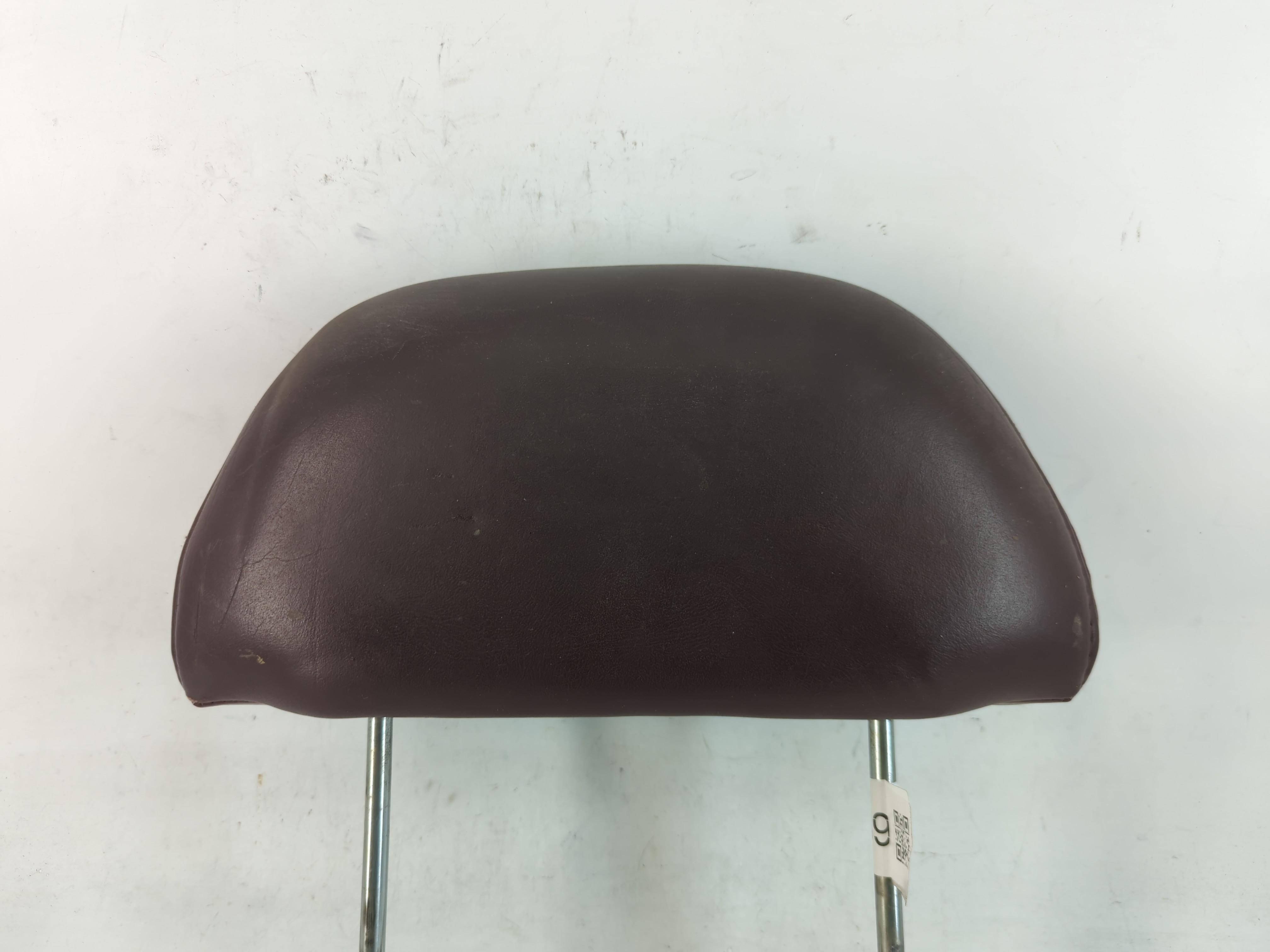 Picture of 2010-2015 Hyundai Tucson Headrest Head Rest Rear Seat 744539