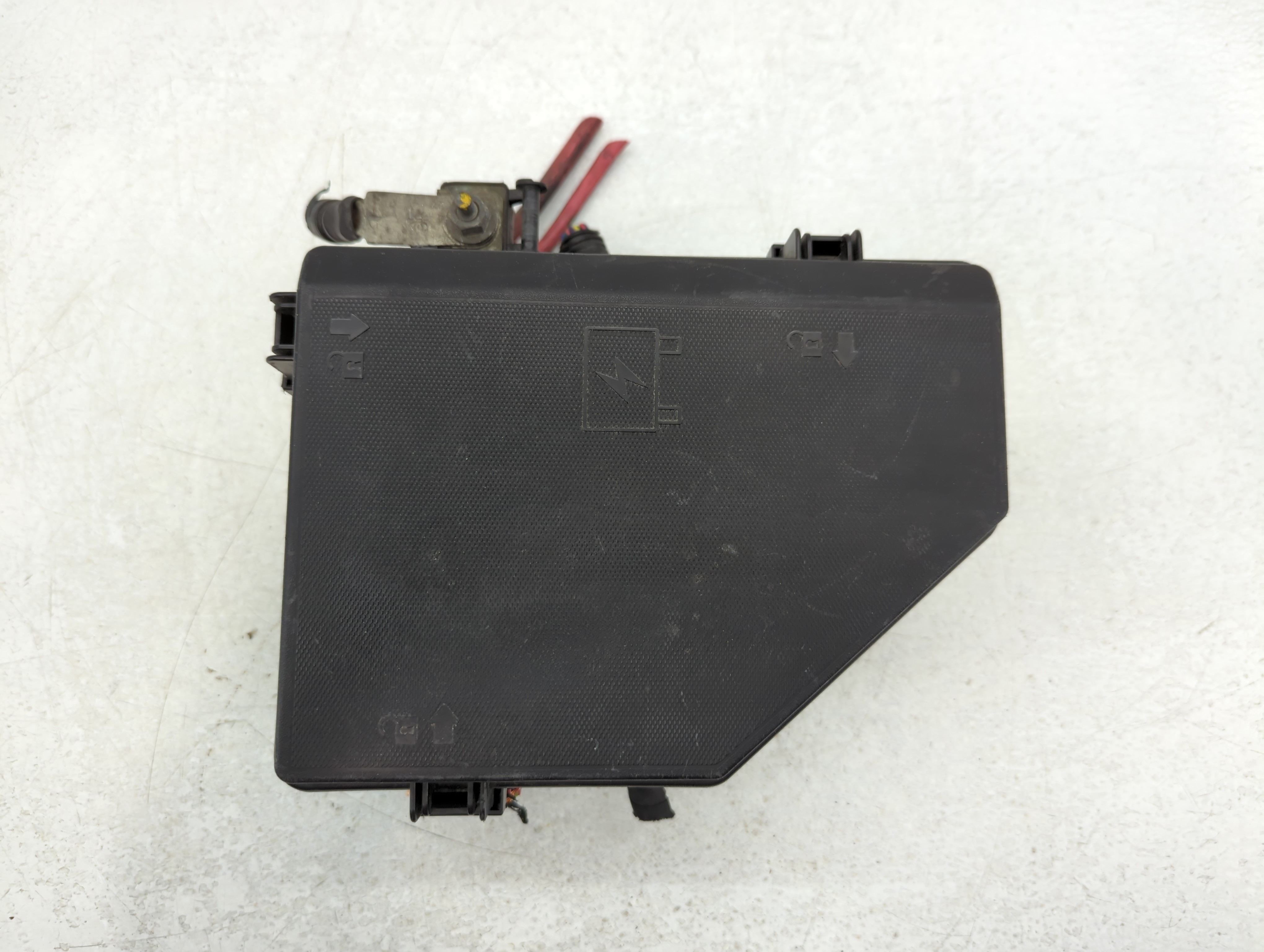 2011 Chevrolet Traverse Fusebox Fuse Box Relay Module 15927722|p20913279 744592 - Oemusedautoparts1.com