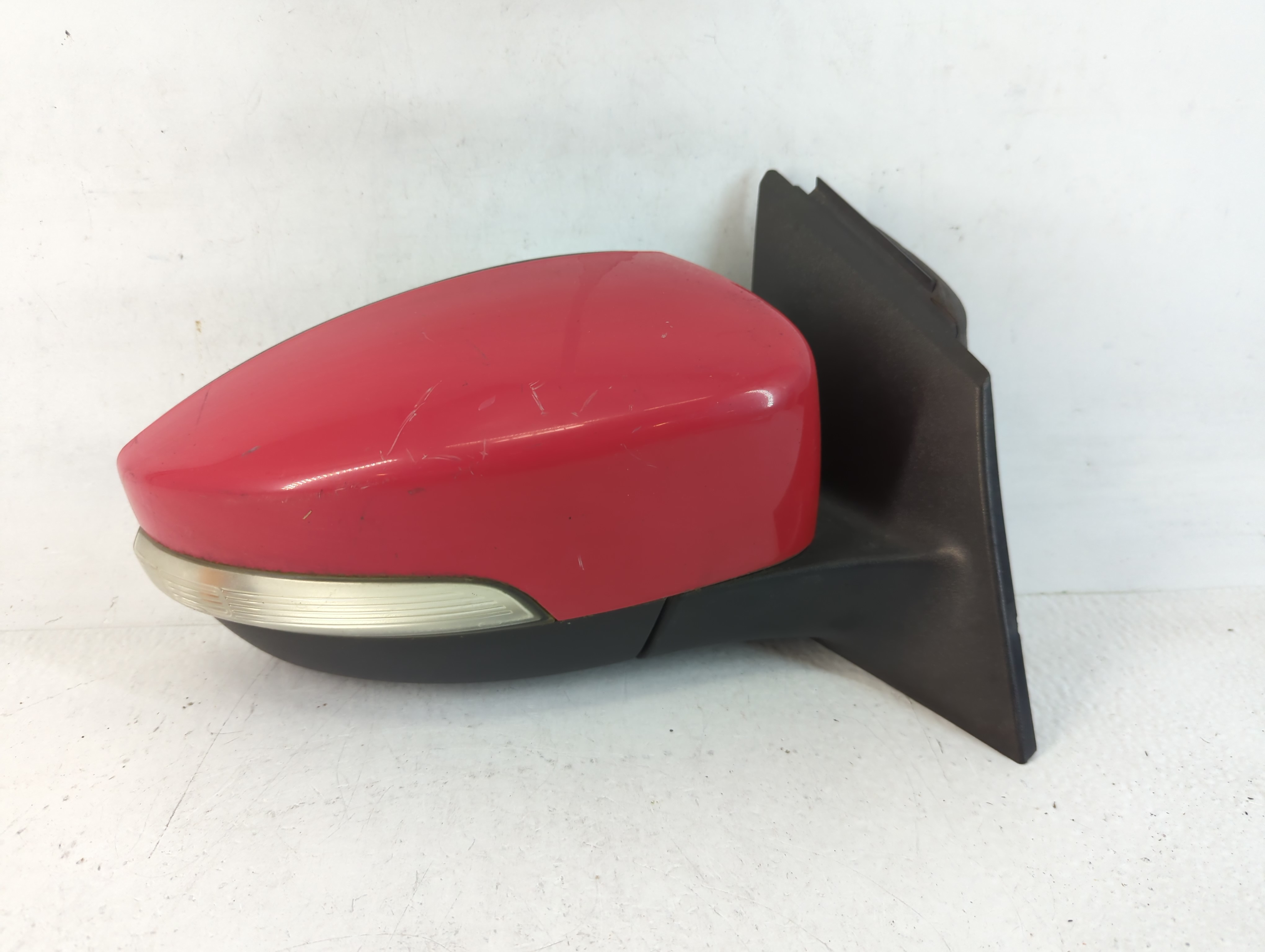 2015-2018 Ford Focus Passenger Right Side View Manual Door Mirror Red 745121 - Oemusedautoparts1.com