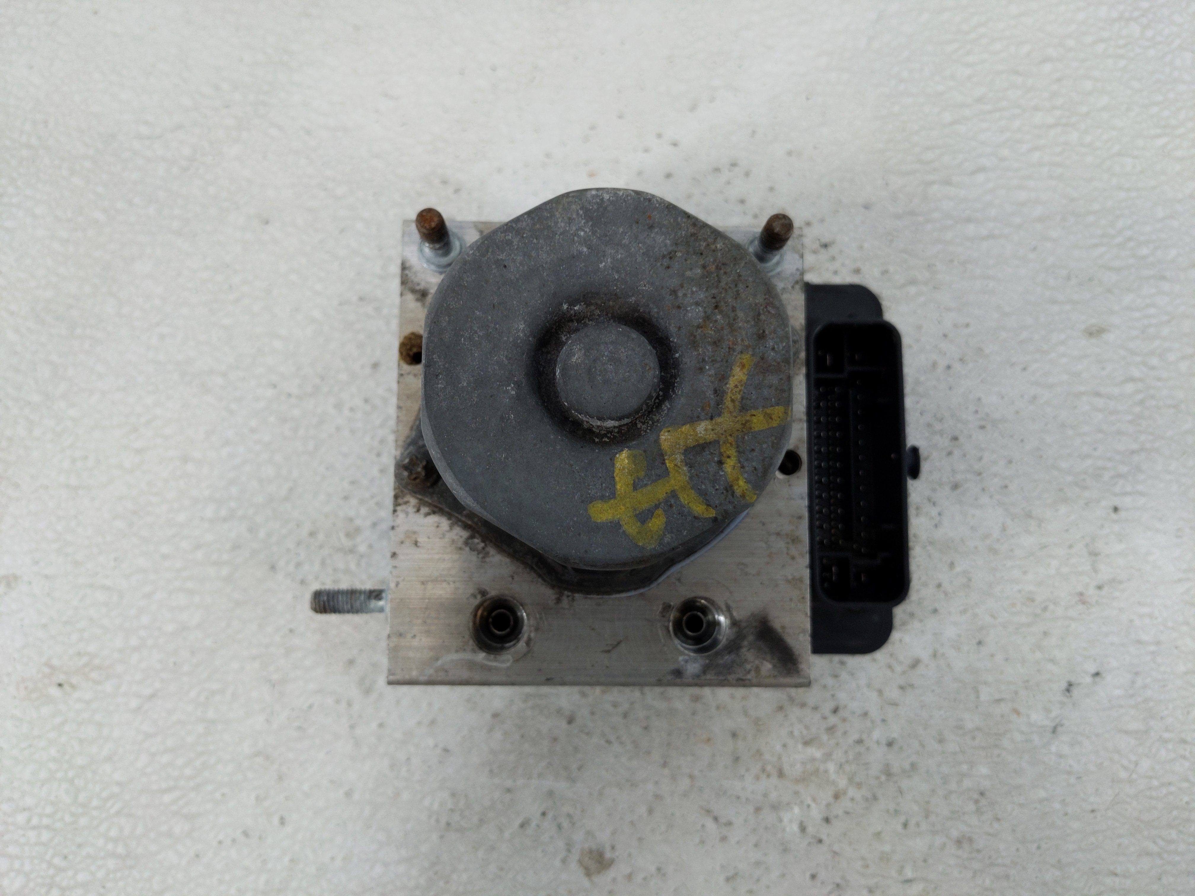 2013-2015 Nissan Altima Abs Pump Control Module 745936 - Oemusedautoparts1.com