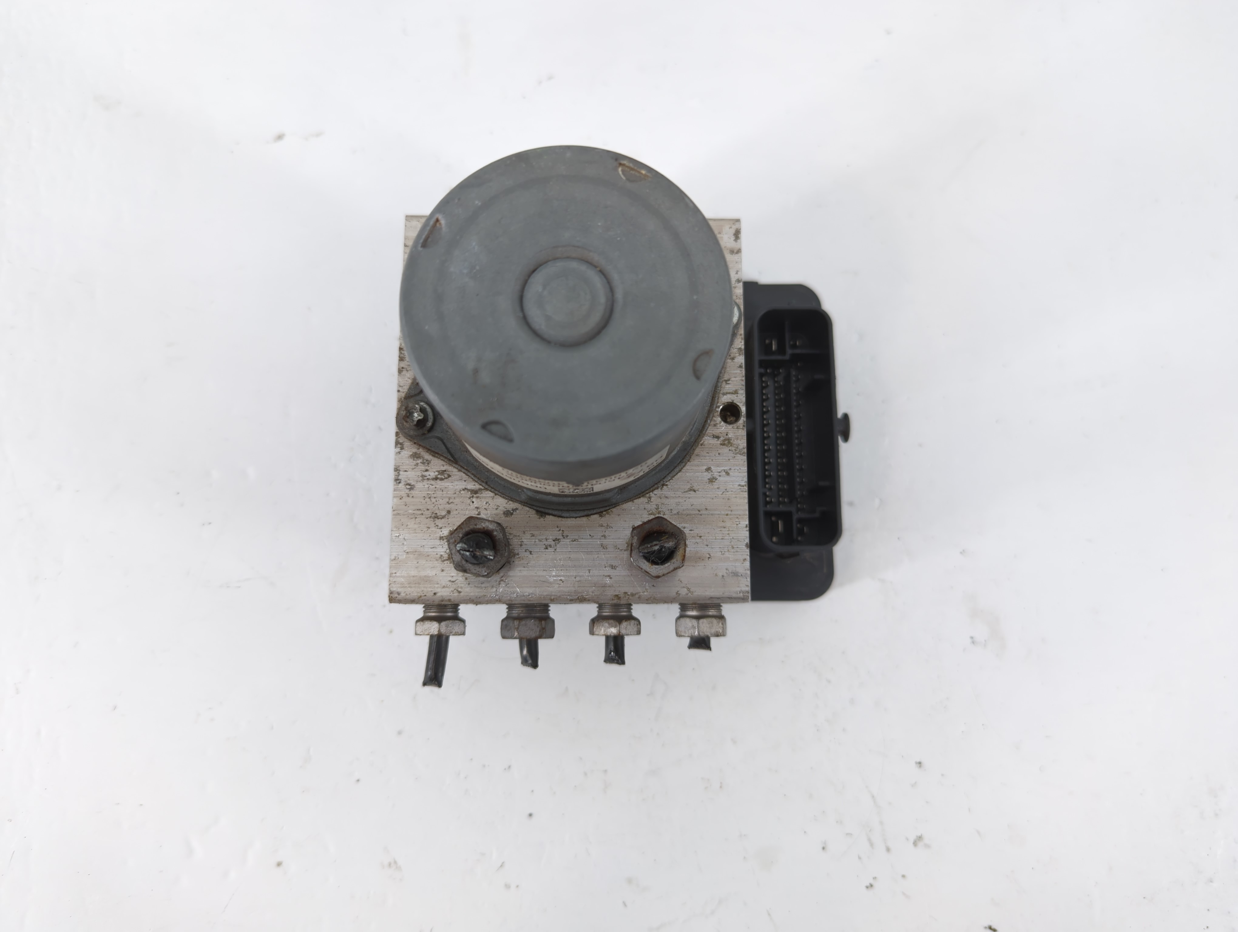 Picture of 2018-2018 Chevrolet Cruze Abs Pump Control Module 746153