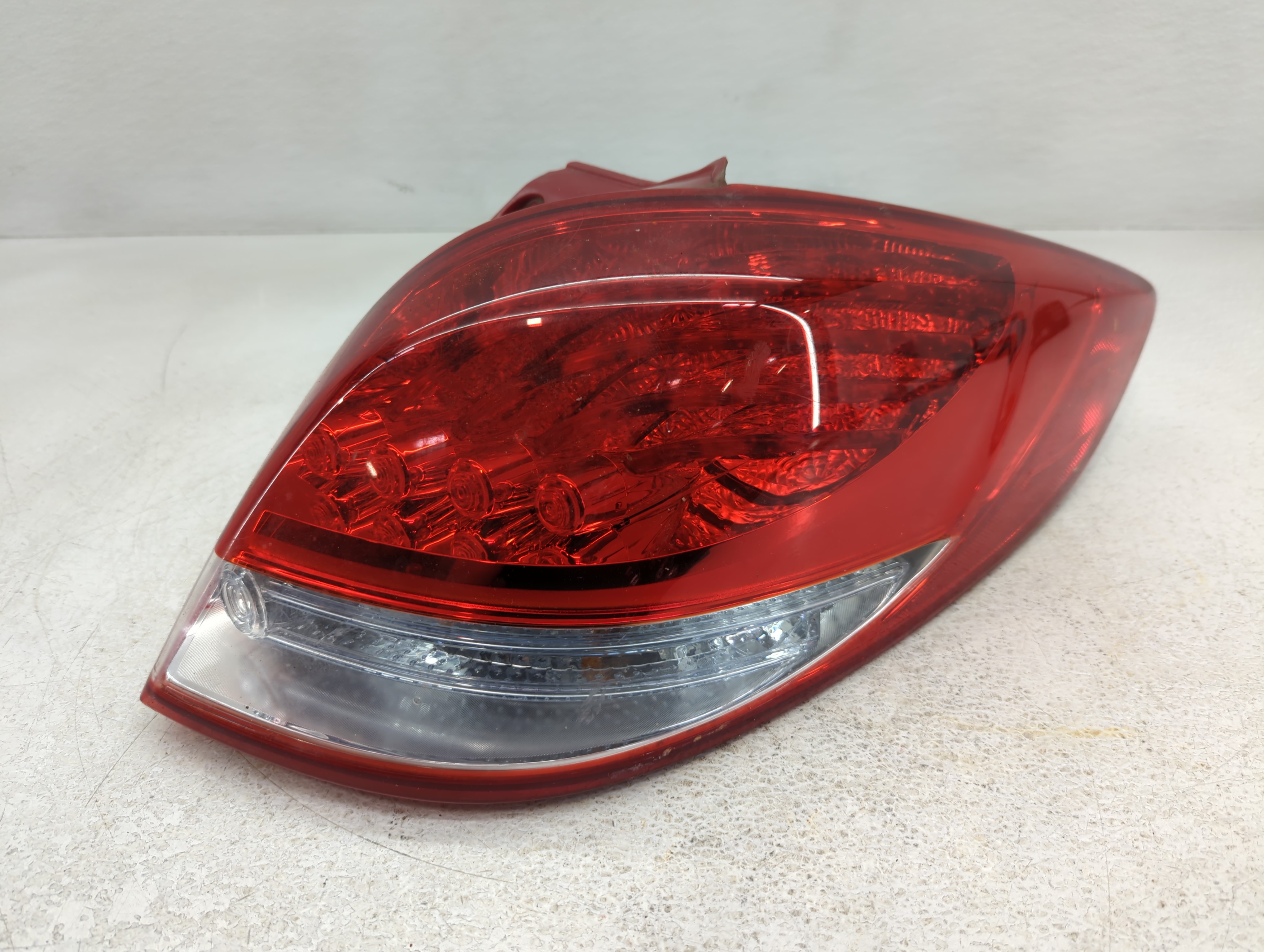 2013-2017 Hyundai Veloster Passenger Right Side Tail Light Taillight Oem 747260 - Oemusedautoparts1.com