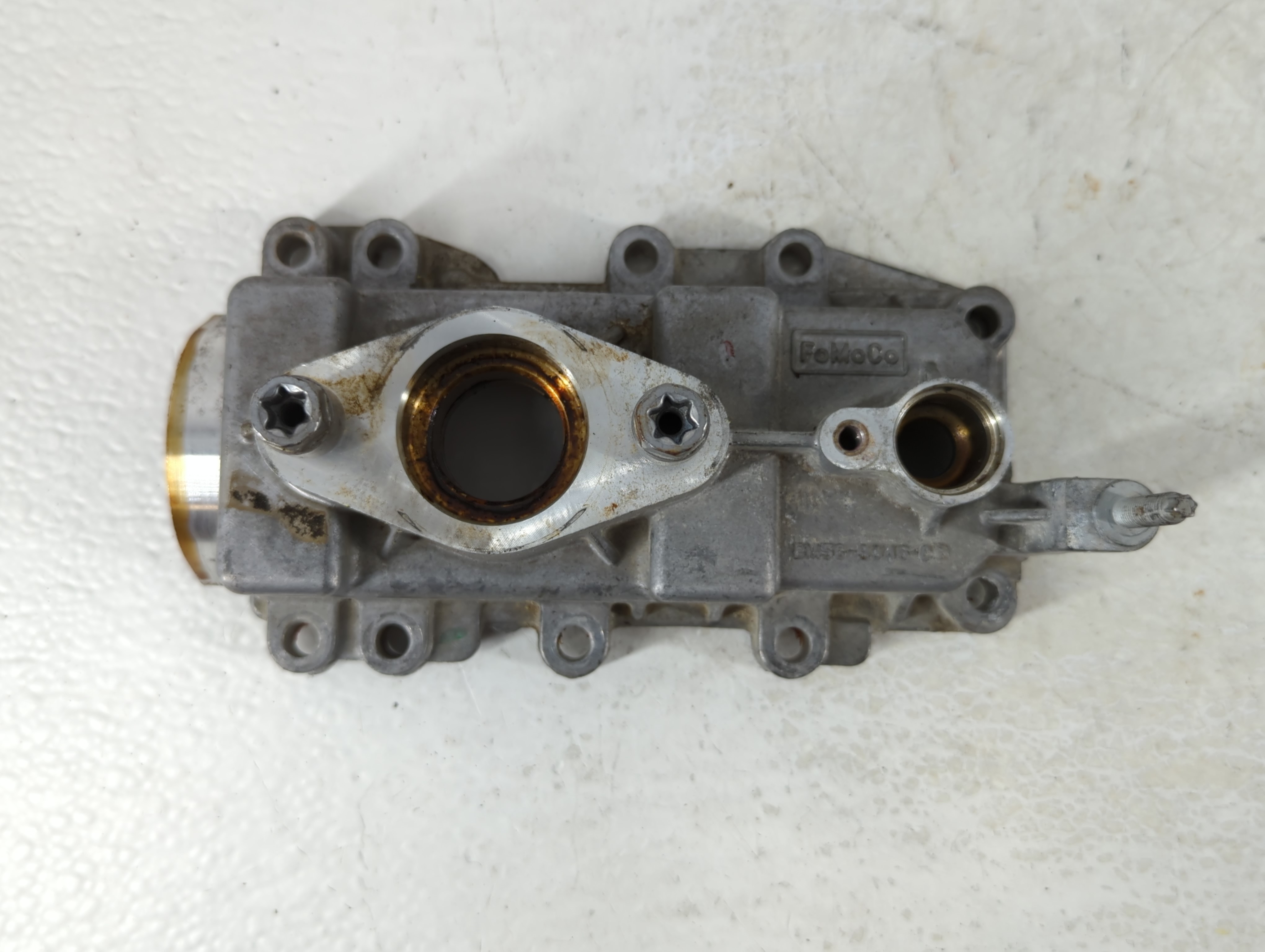 2015 Ford Fiesta FUEL DISTRIBUTOR COMMON RAIL 747264 - Oemusedautoparts1.com