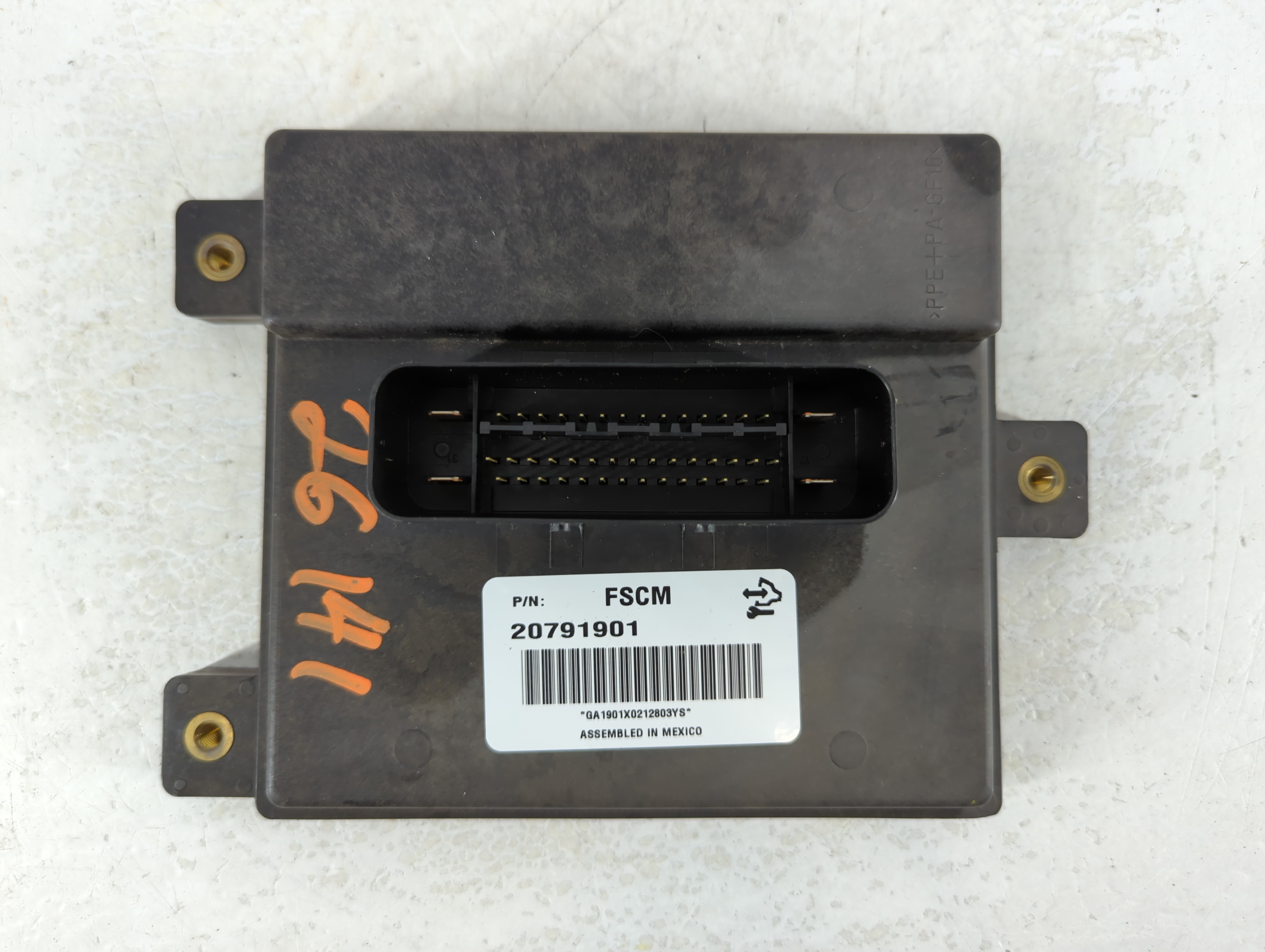 2011-2015 Cadillac Cts Body Control Module Bcm Inner Cabin Fuse Box 747268 - Oemusedautoparts1.com