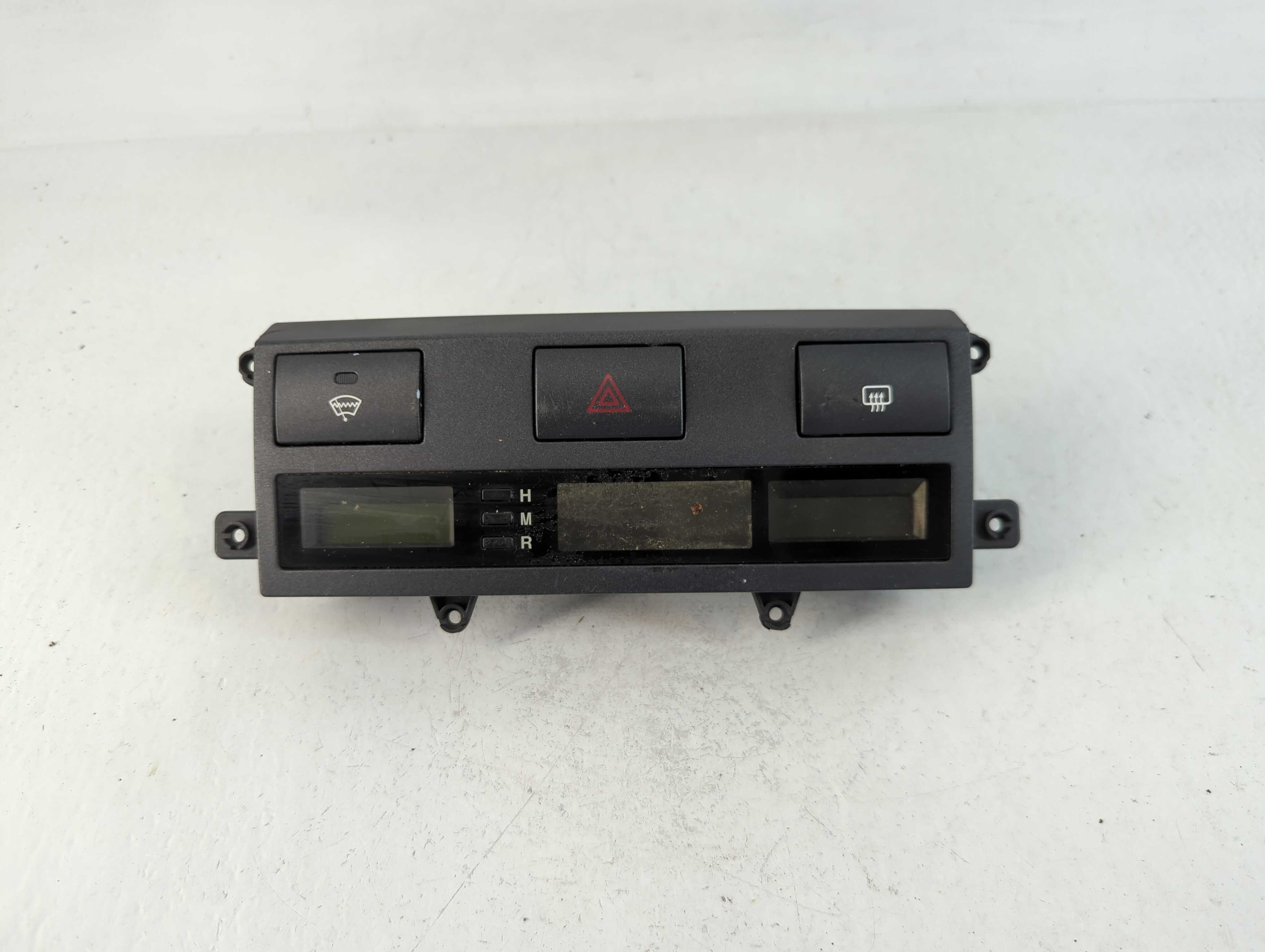 Picture of 2008 Kia Sorento Hazard Switch 94500-3e510 747345