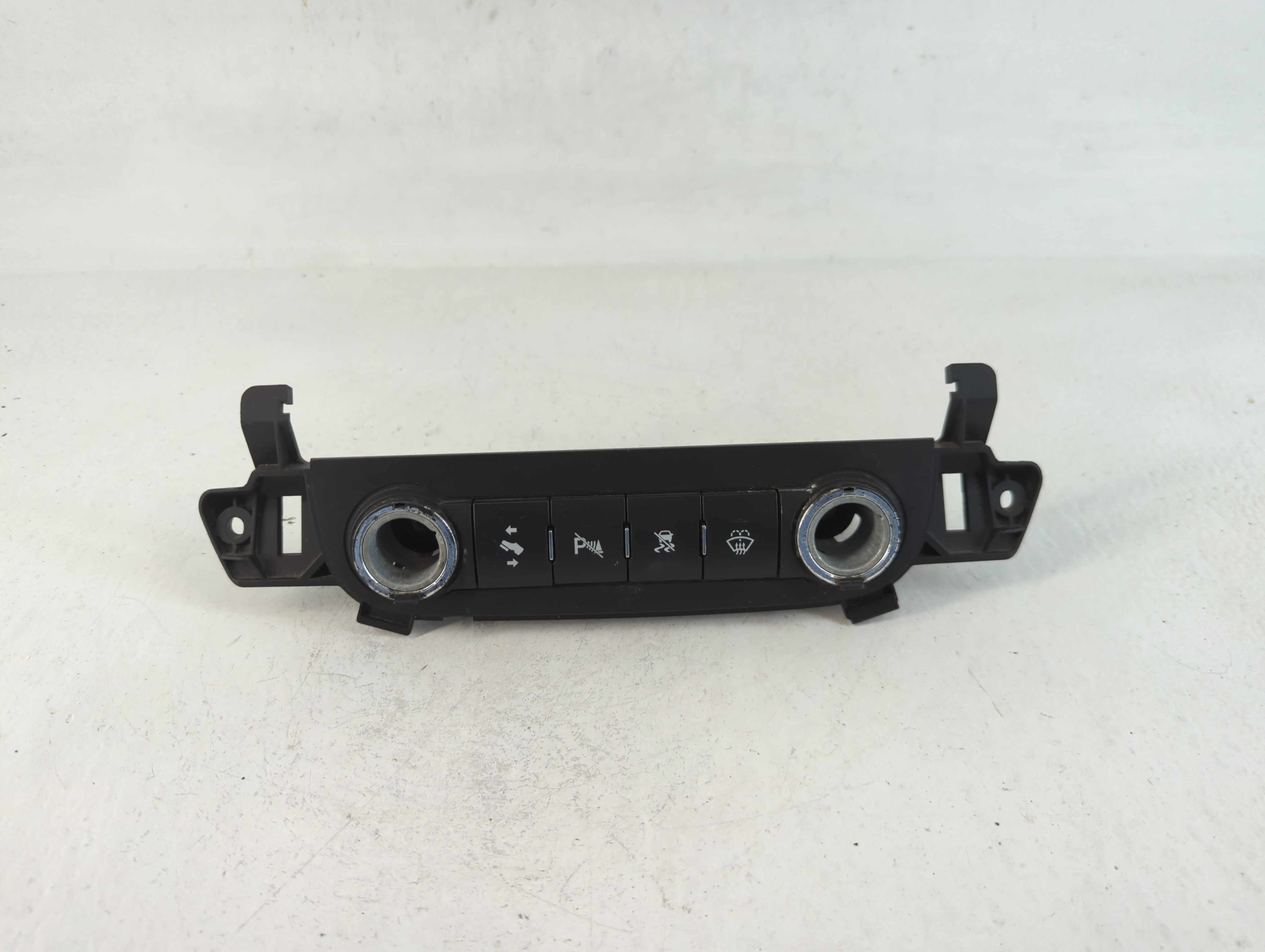 Picture of 2014 Gmc Yukon Adjustable Pedals Park Assist Traction Rear Wiper Switch 747347