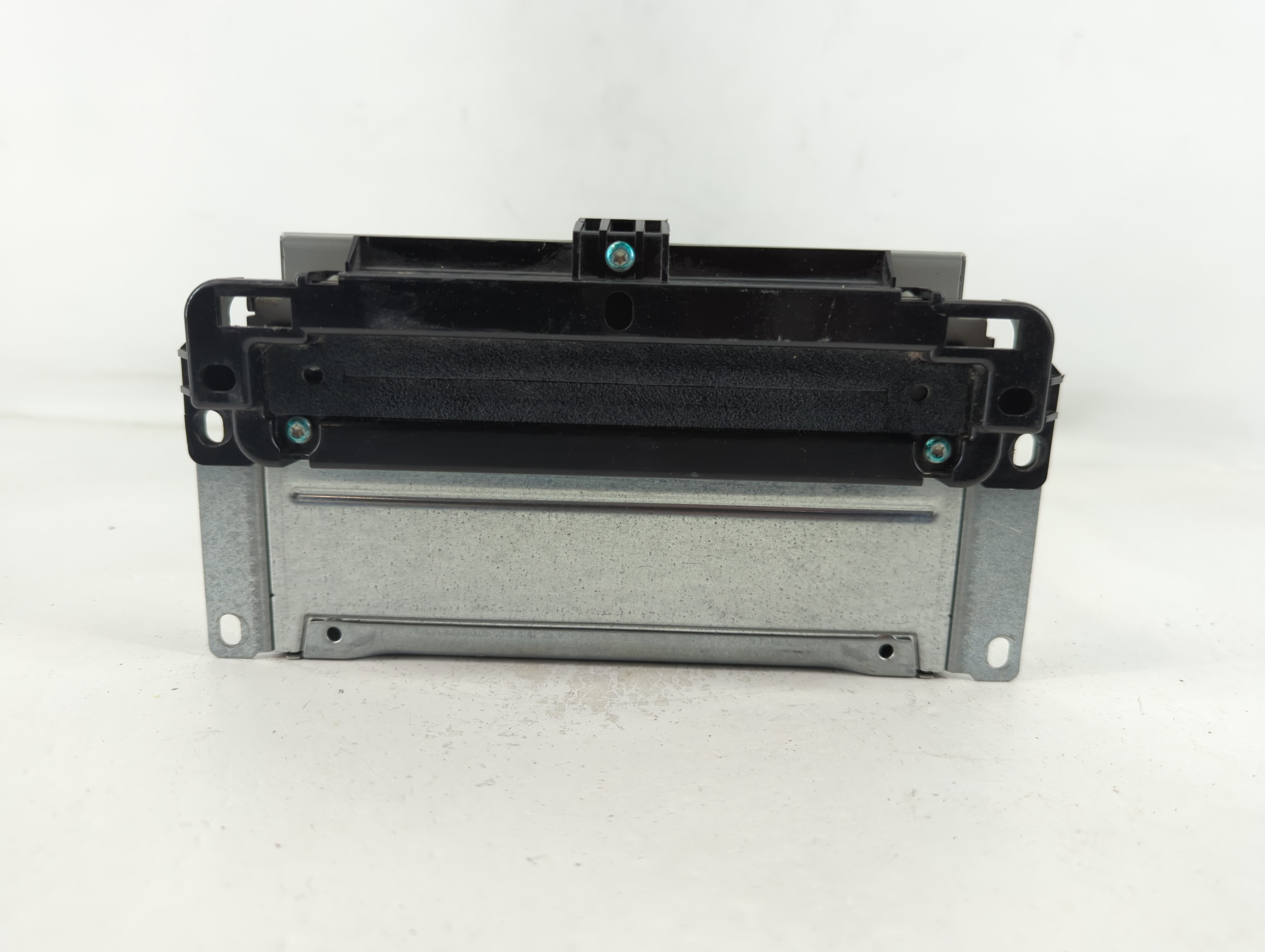 Dodge Journey Am Fm Cd Player Radio Receiver 748085 - Oemusedautoparts1.com