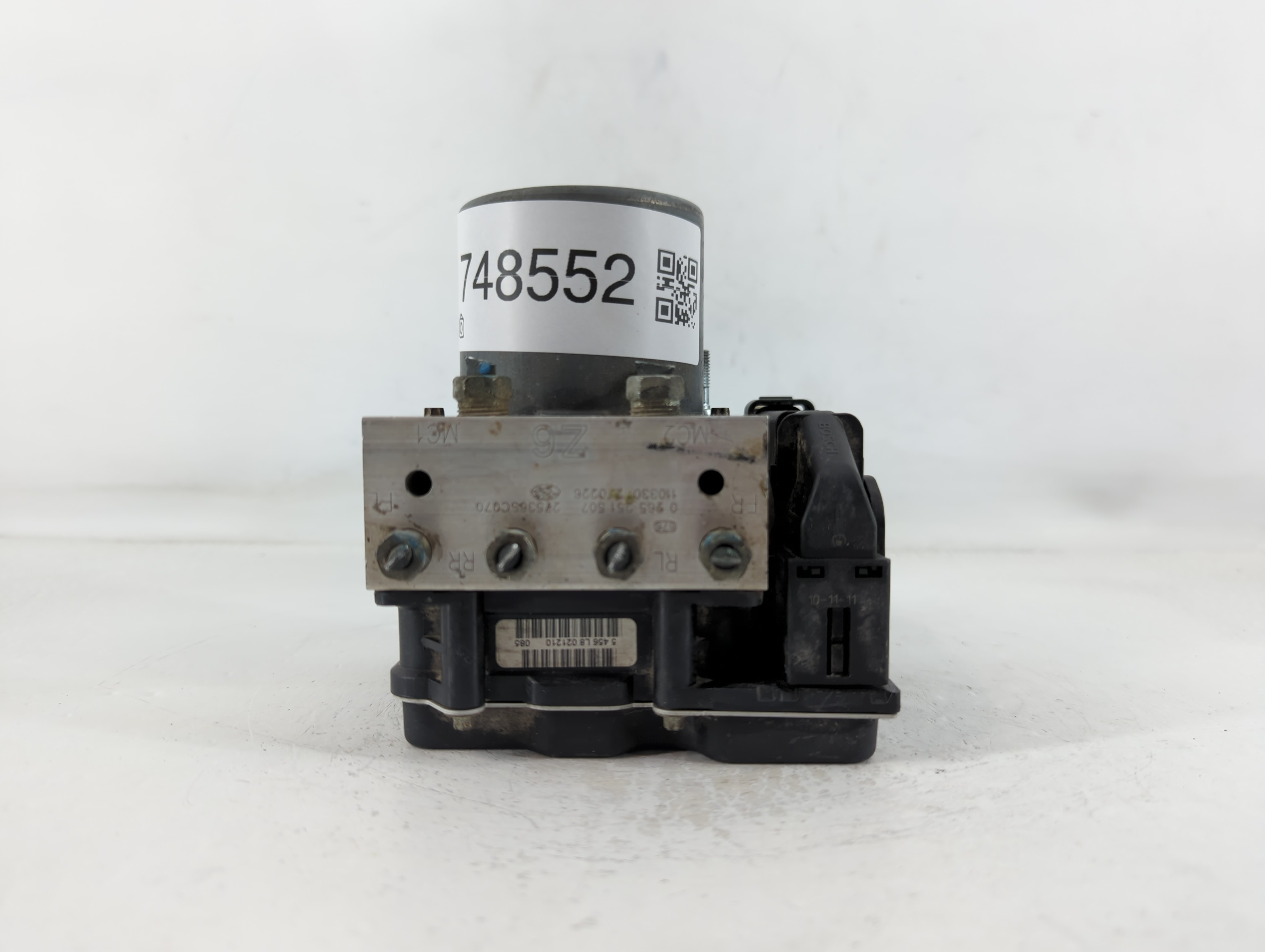 2011 Subaru Forester Abs Pump Control Module 748552 - Oemusedautoparts1.com