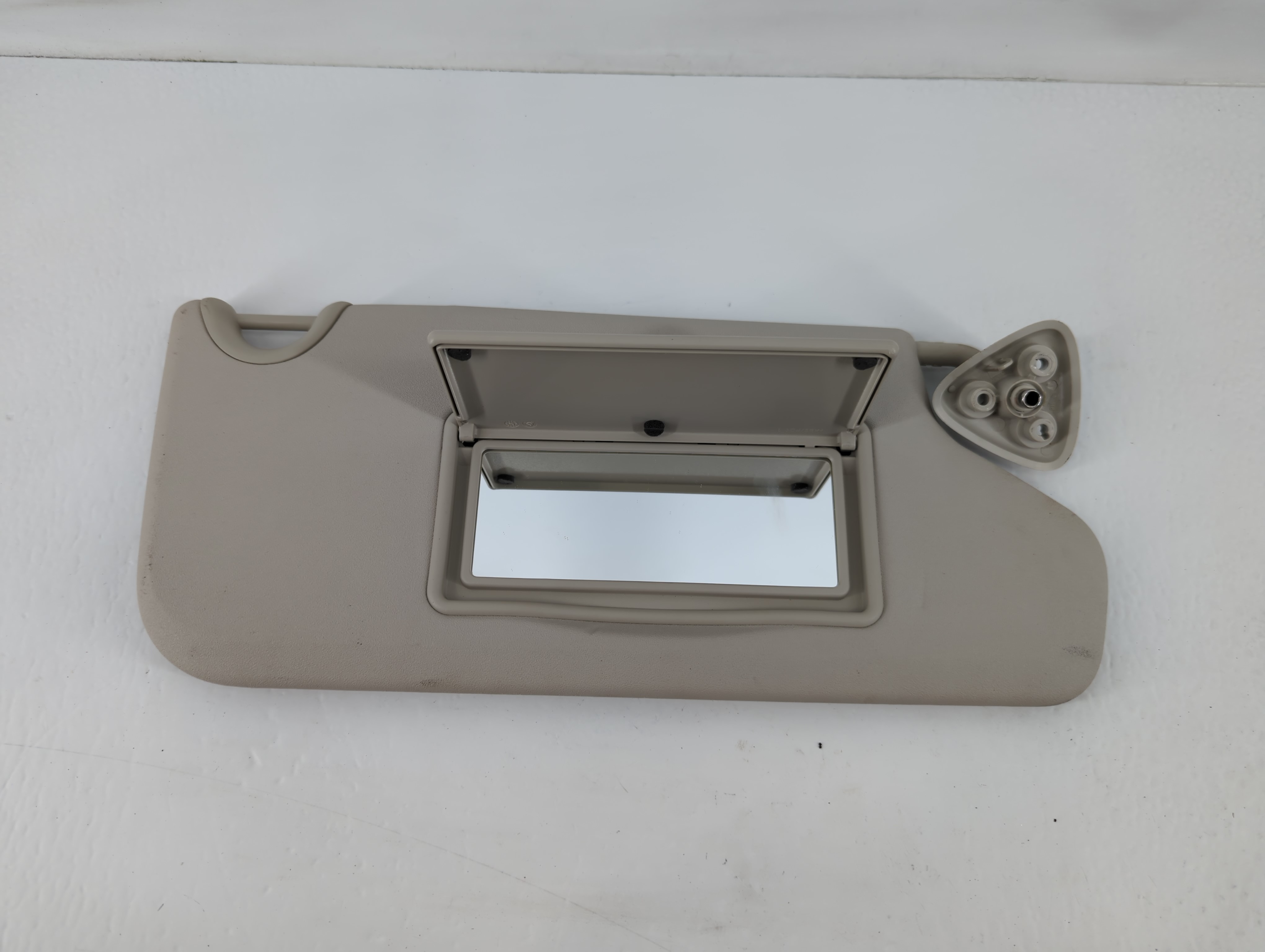 2015 Dodge Journey Passenger Sun Visor Mirror Right Sunvisor Grey 749616 - Oemusedautoparts1.com