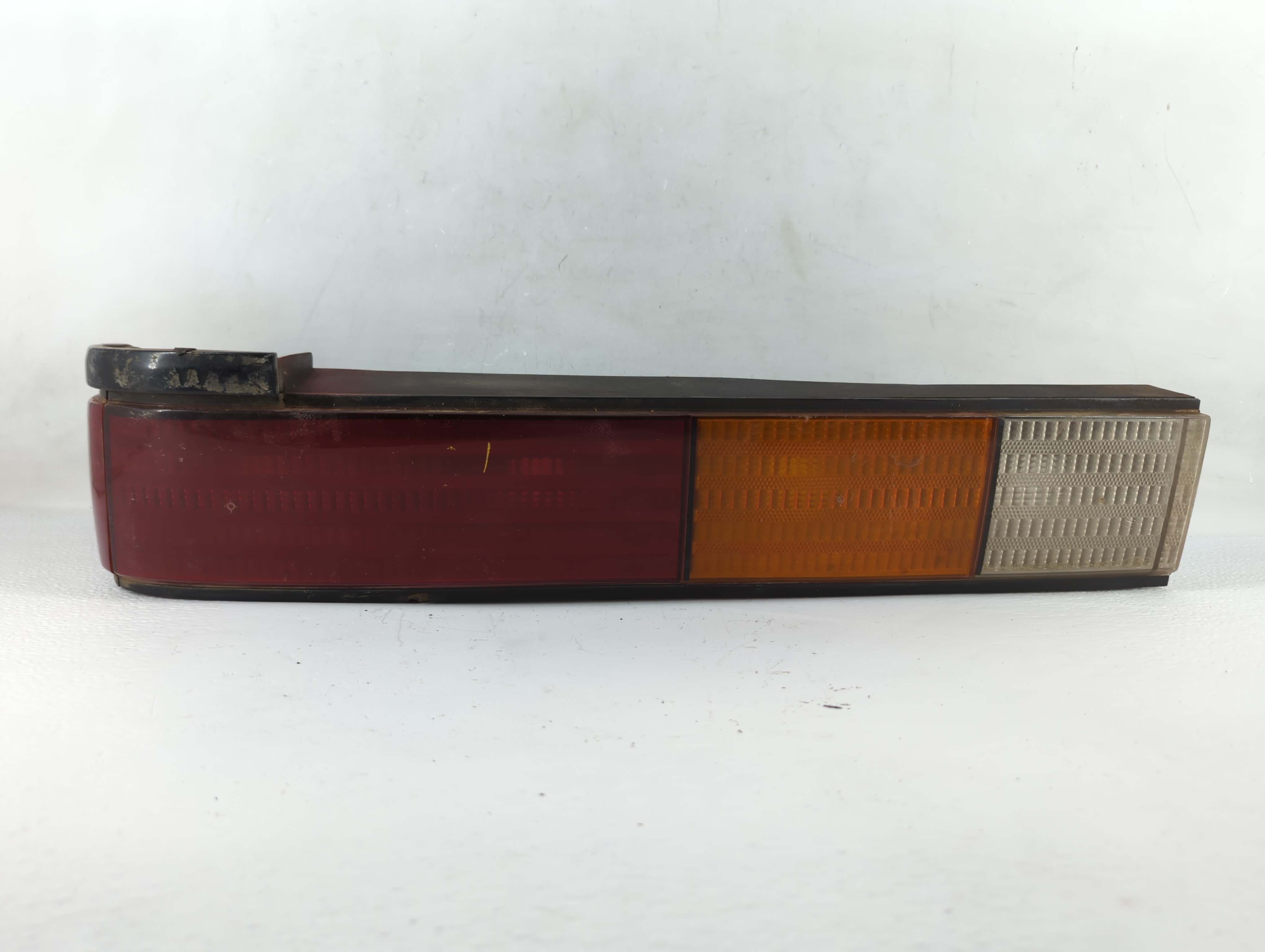 Picture of 1993 Ford Mustang Driver Left Side Tail Light Taillight Oem 750215