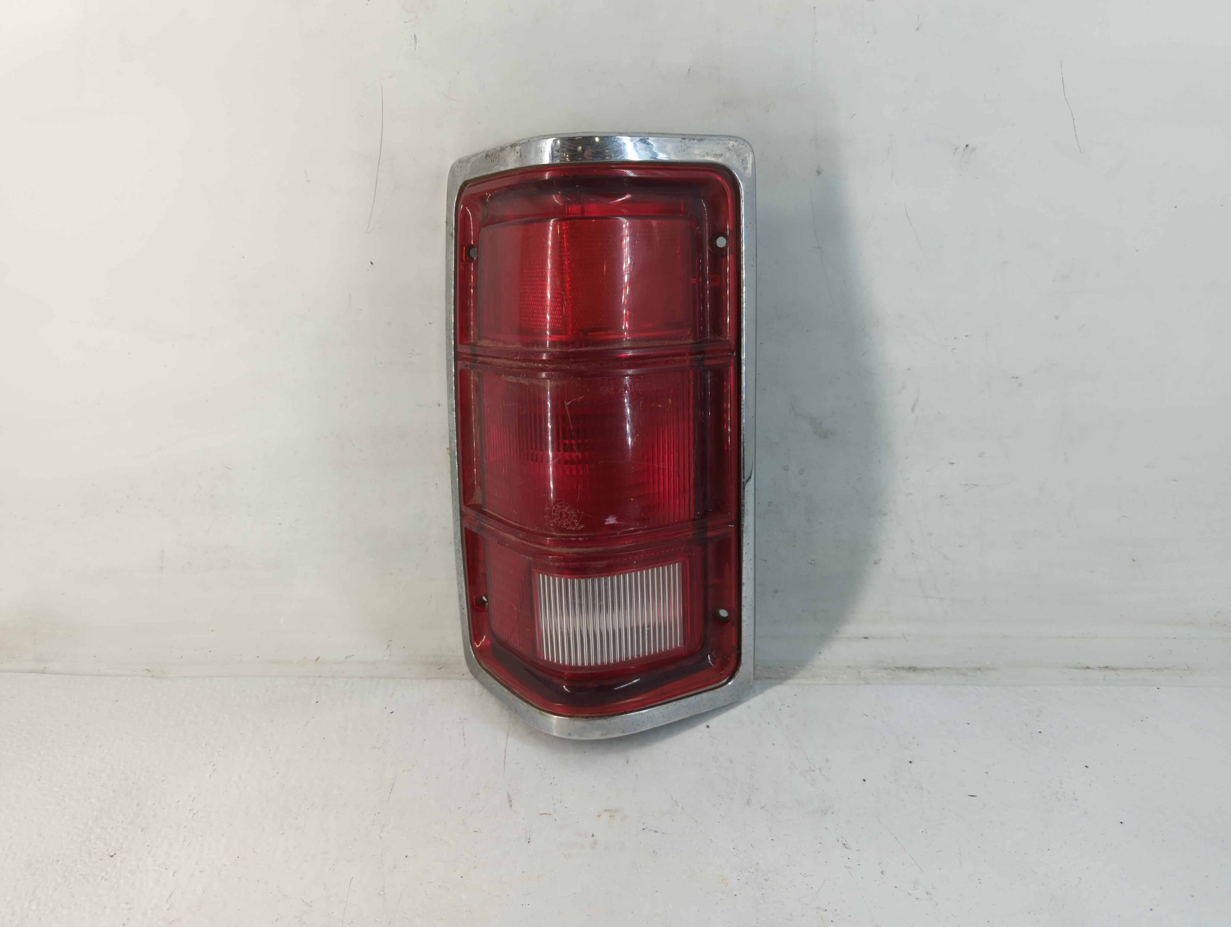 1988 Dodge Dakota Passenger Right Side Tail Light Taillight Oem 750226 - Oemusedautoparts1.com