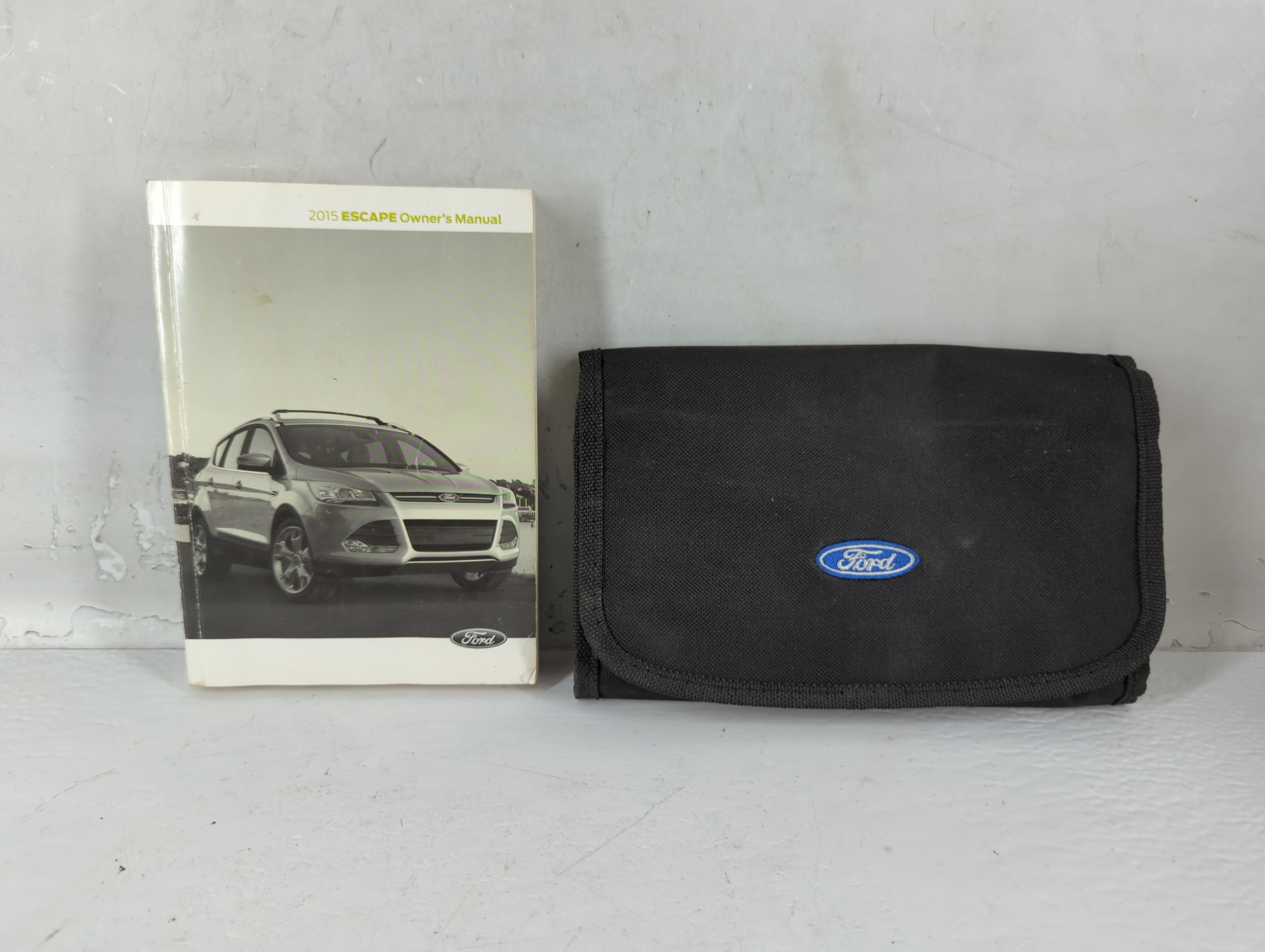 Picture of 2015 Ford Escape Owners Manual Book Guide 750236