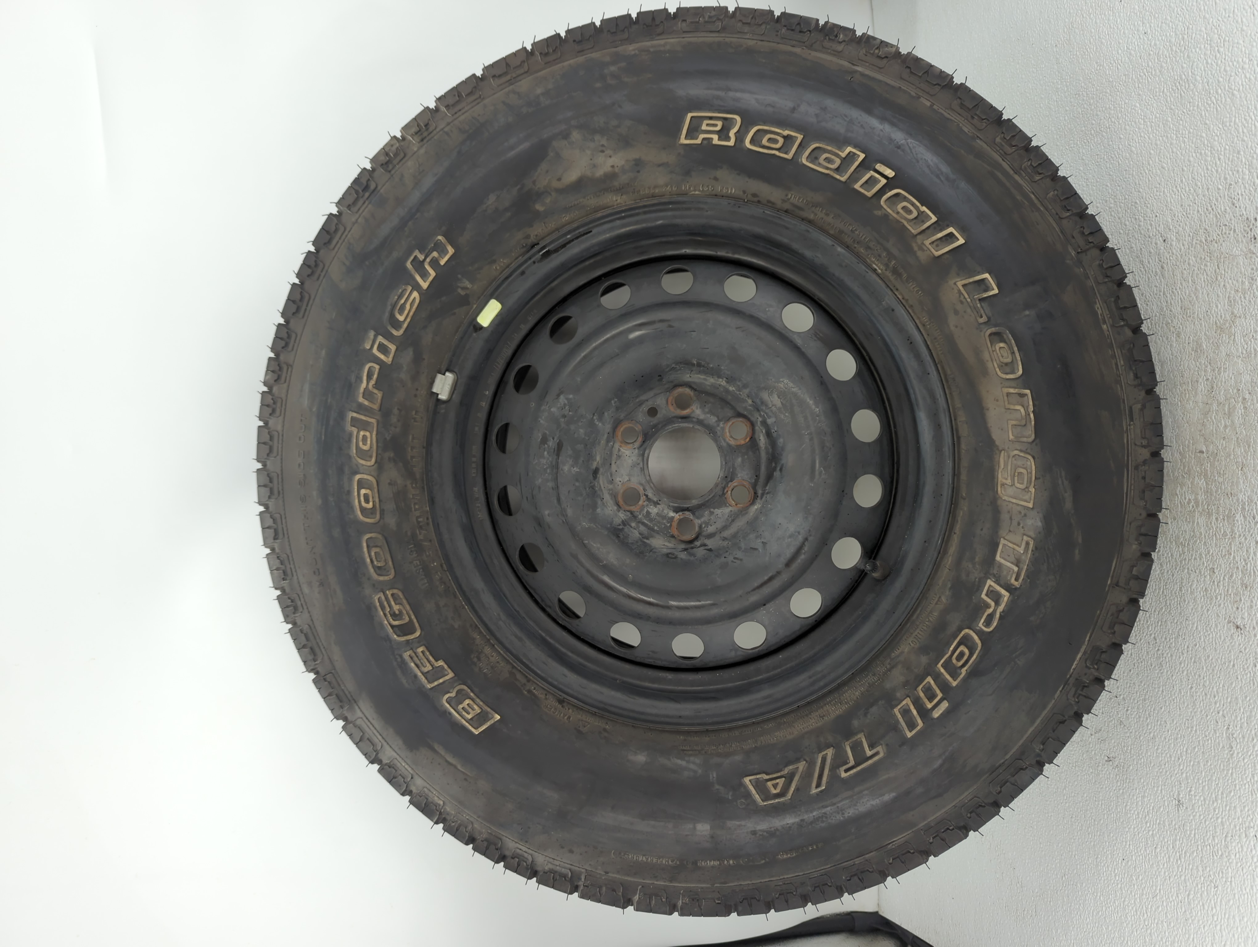 2006-2008 Nissan Xterra Spare Donut Tire Wheel Rim Oem 752218 - Oemusedautoparts1.com