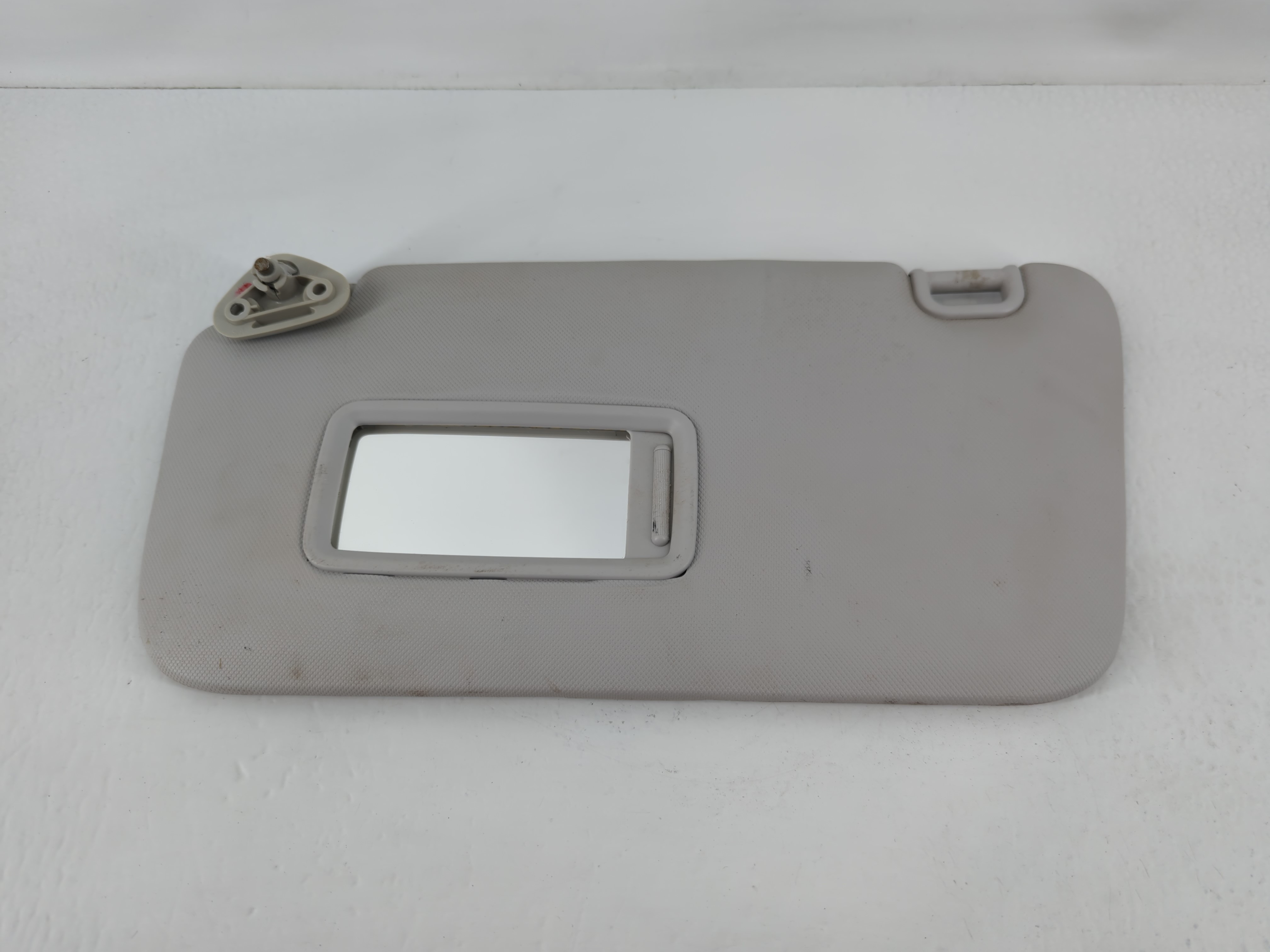 Picture of 2010 Subaru Forester Driver Sun Visor Mirror Left Sunvisor Grey 752604
