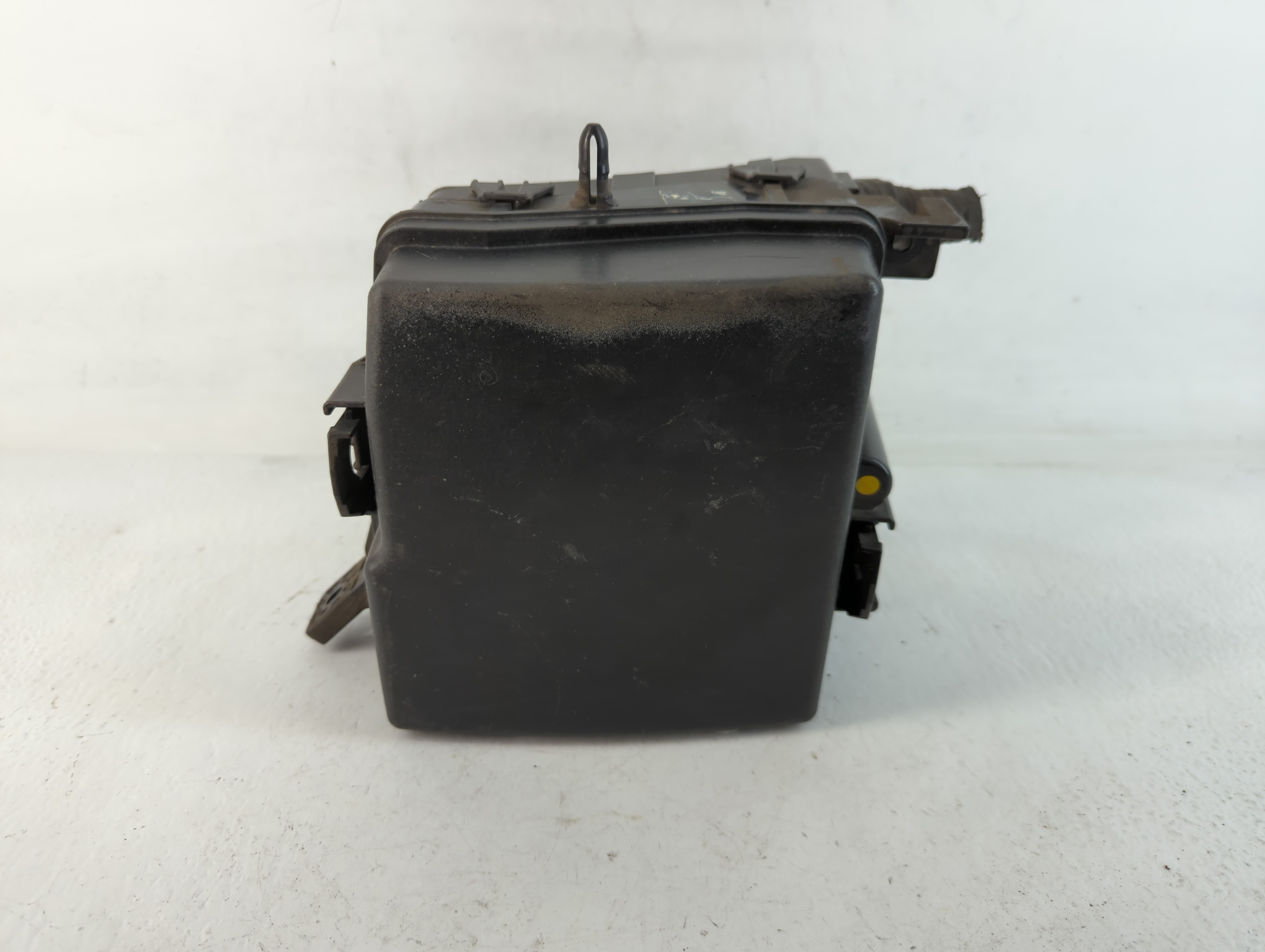 2013 Hyundai Santa Fe Fusebox Fuse Box Relay Module Vs912004z140za 752653 - Oemusedautoparts1.com