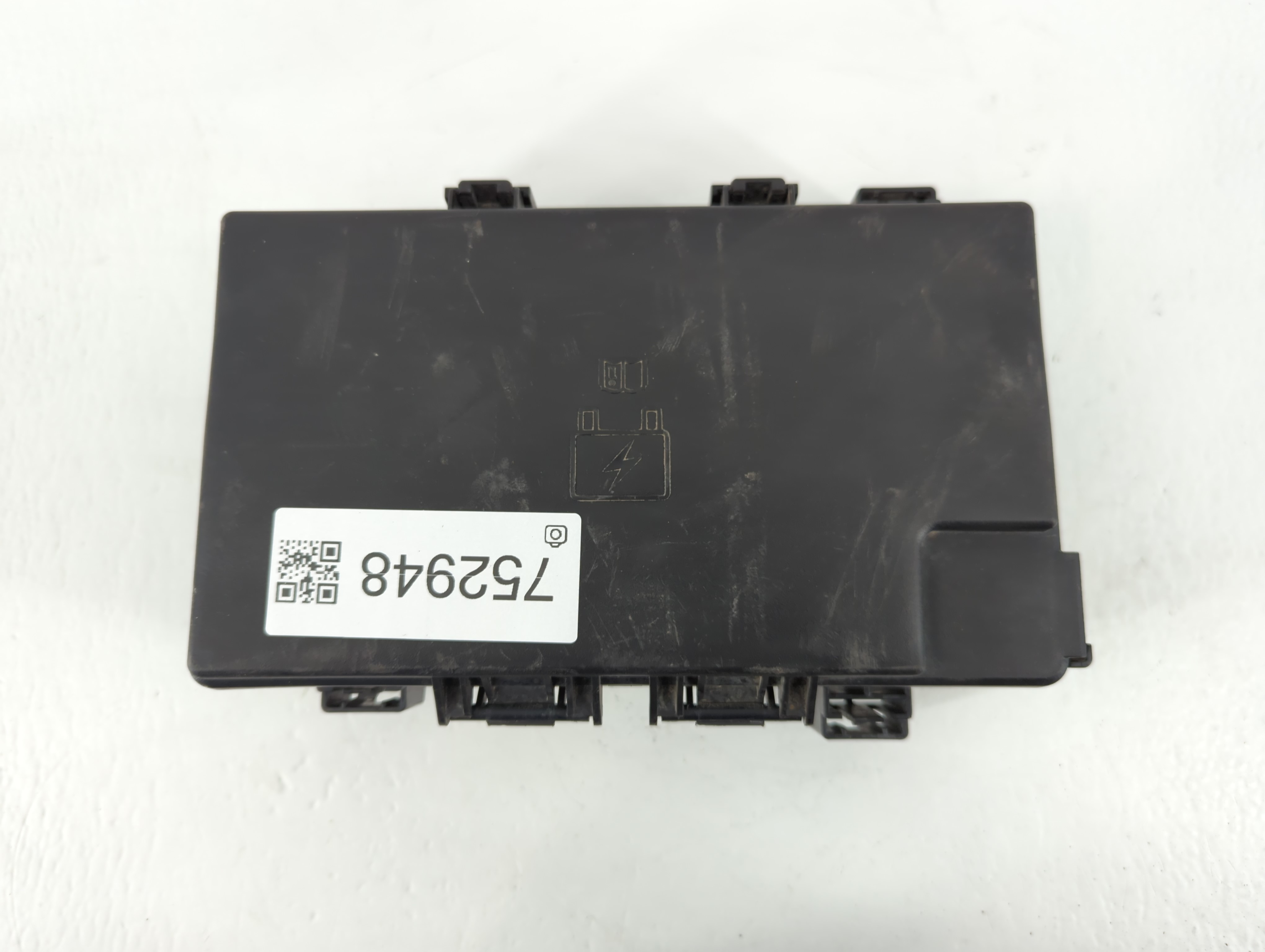 Picture of 2019 Dodge Ram 1500 Fusebox Fuse Box Relay Module 7240-5200-30 752948