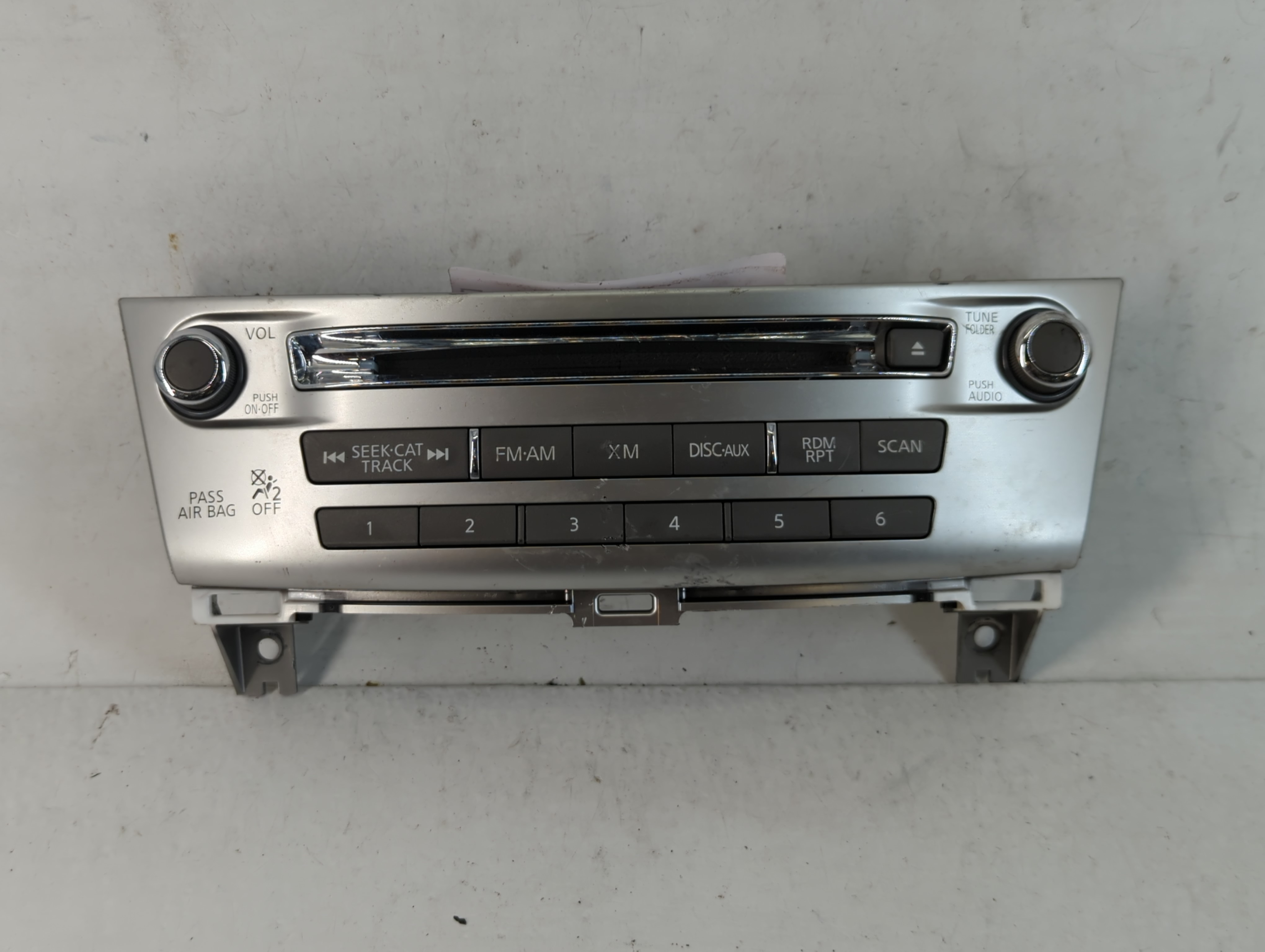 Infiniti Qx60 Ac Heater Climate Control 253w100a11 753292 - Oemusedautoparts1.com
