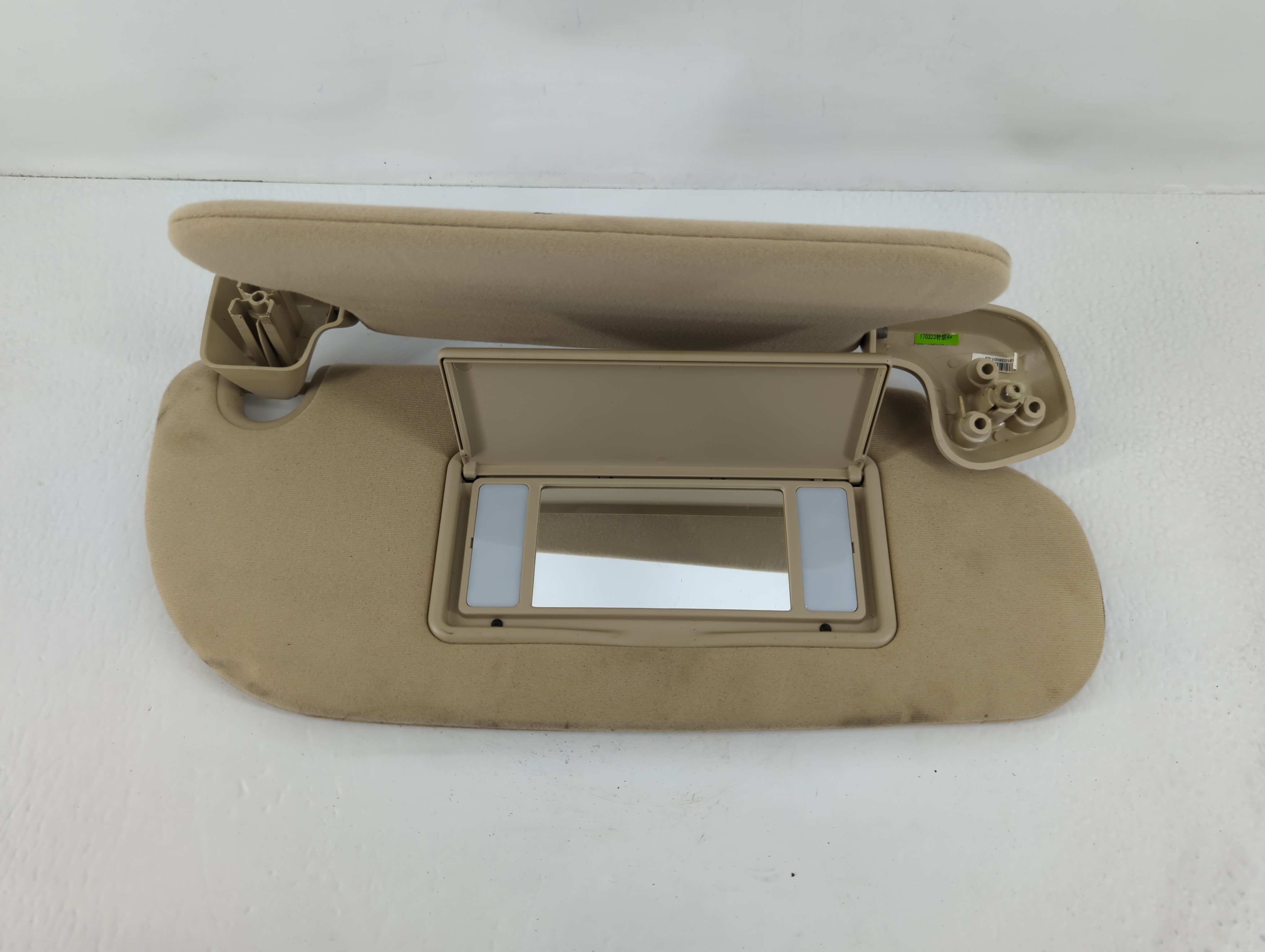 2017 Ford Expedition Passenger Sun Visor Mirror Right Sunvisor Beige 753656 - Oemusedautoparts1.com