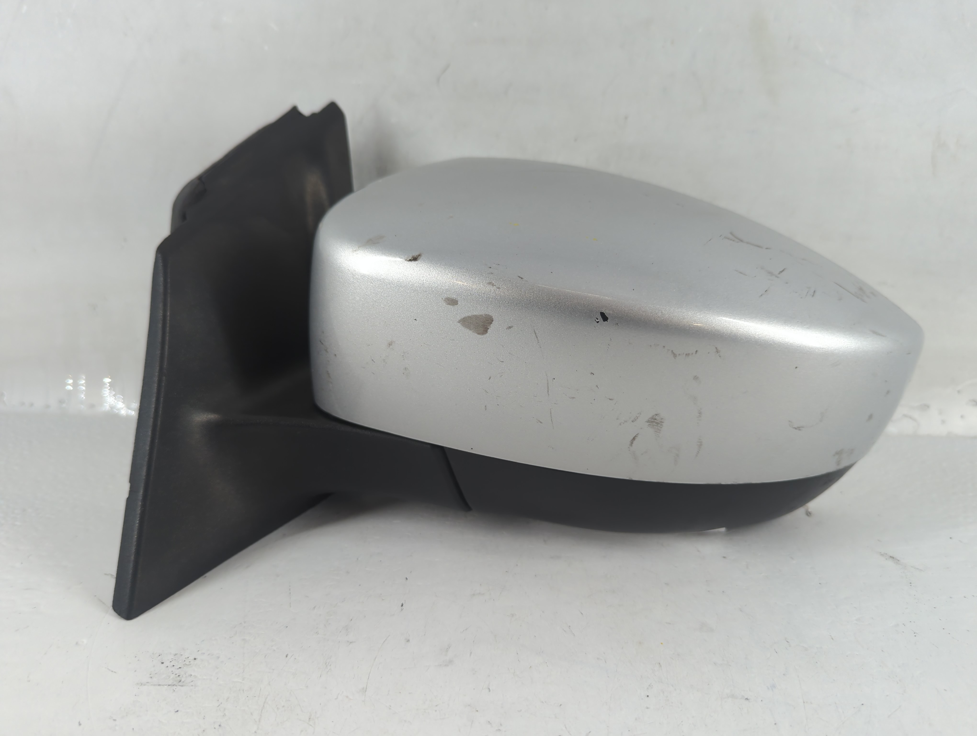 2018 Ford Focus Driver Left Side View Power Door Mirror Ingot Silver 753971 - Oemusedautoparts1.com