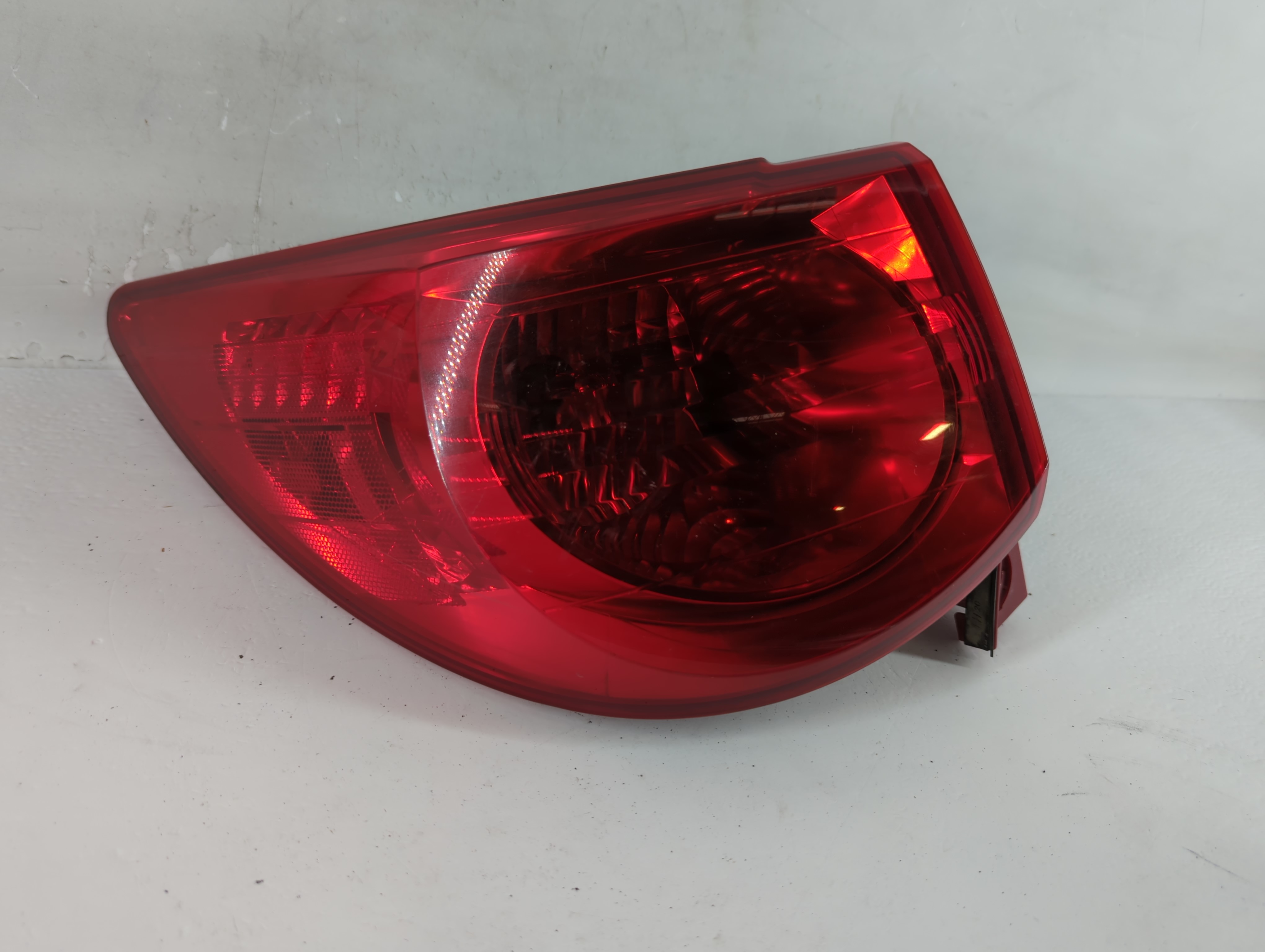 2009 Chevrolet Traverse Driver Left Side Tail Light Taillight Oem 756732 - Oemusedautoparts1.com