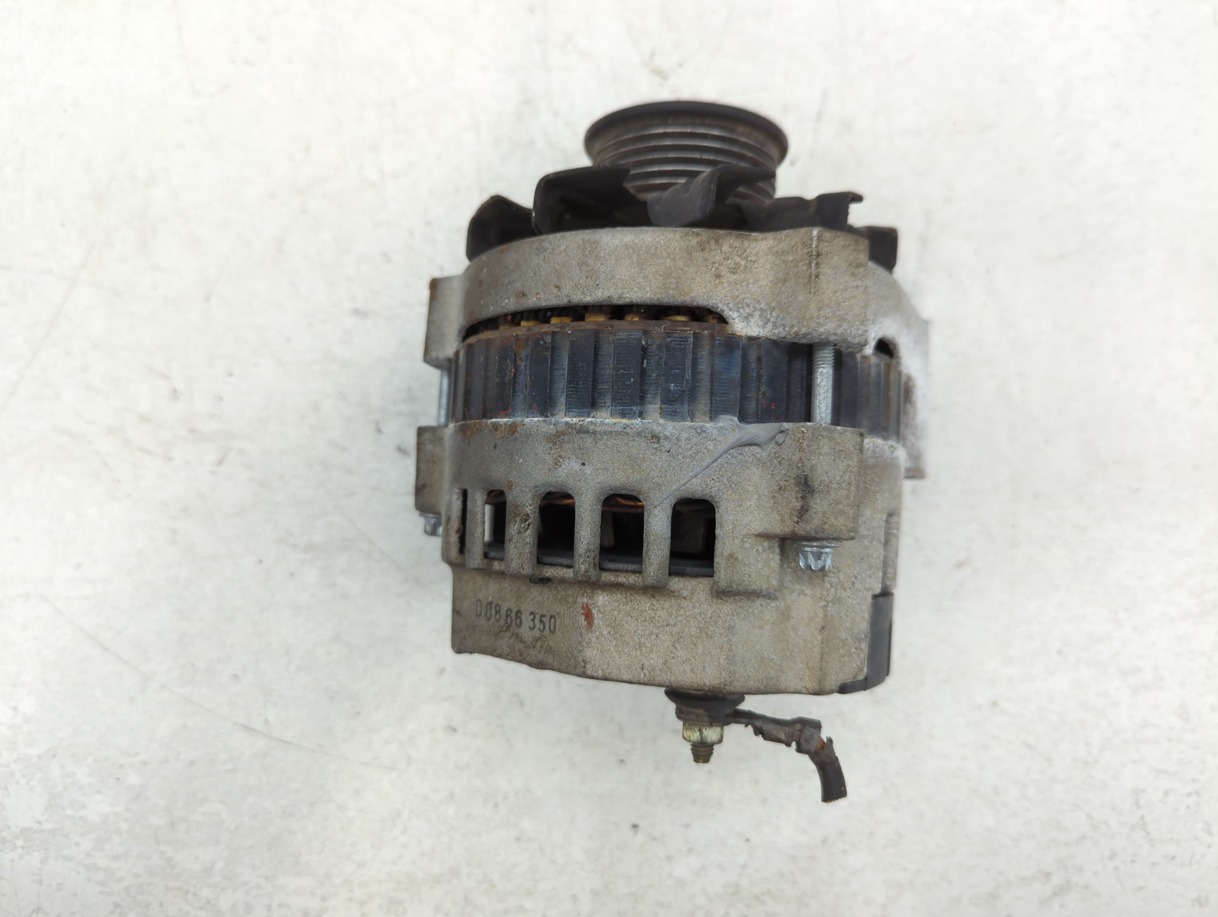 Picture of 1992 Chevrolet Camaro Alternator Generator Charging Assembly Engine Oem 757037