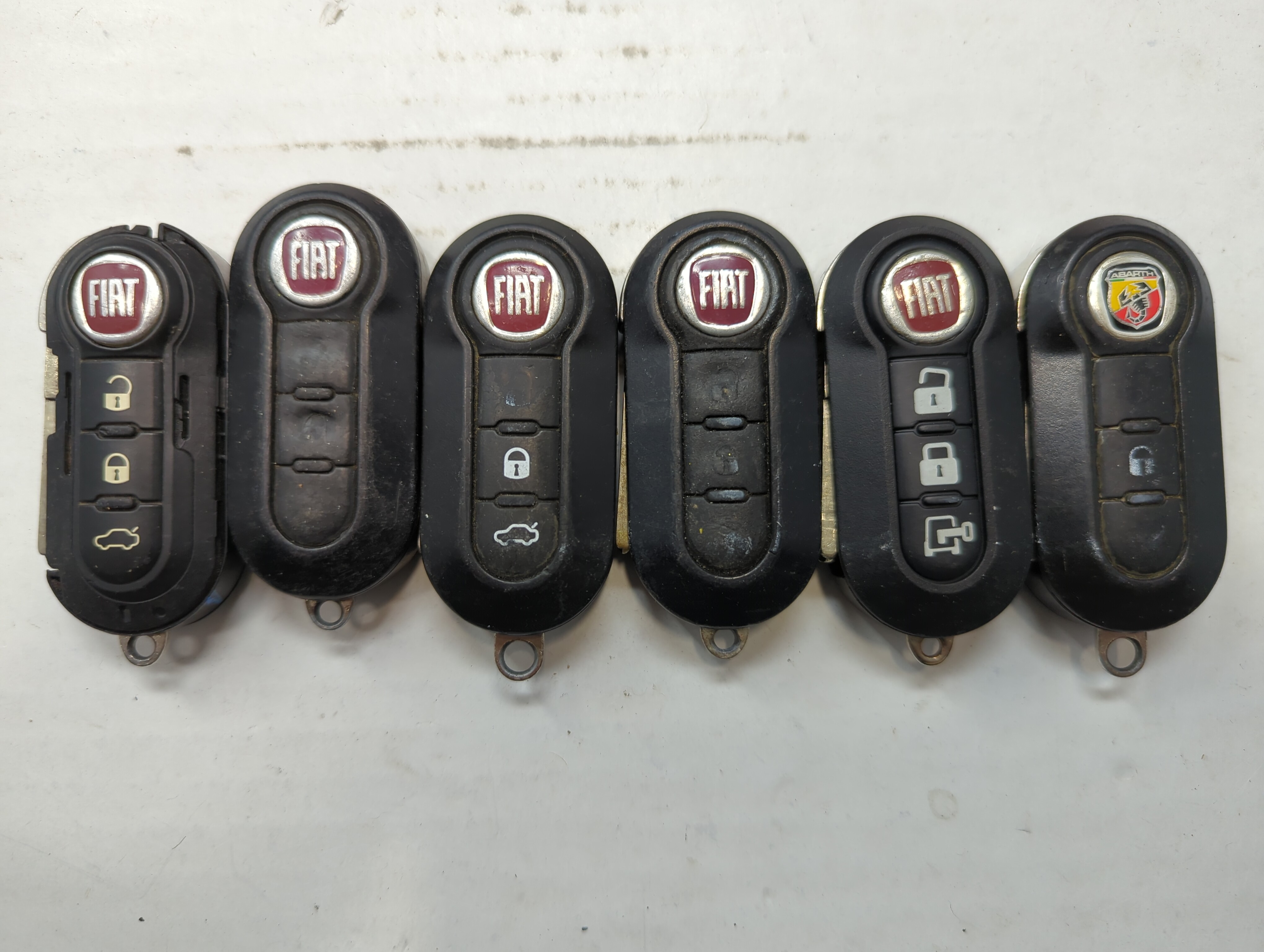 Picture of Lot of 6 Fiat Keyless Entry Remote Fob LTQFI2AM433TX | 2ADFTF12AM433TX 757590