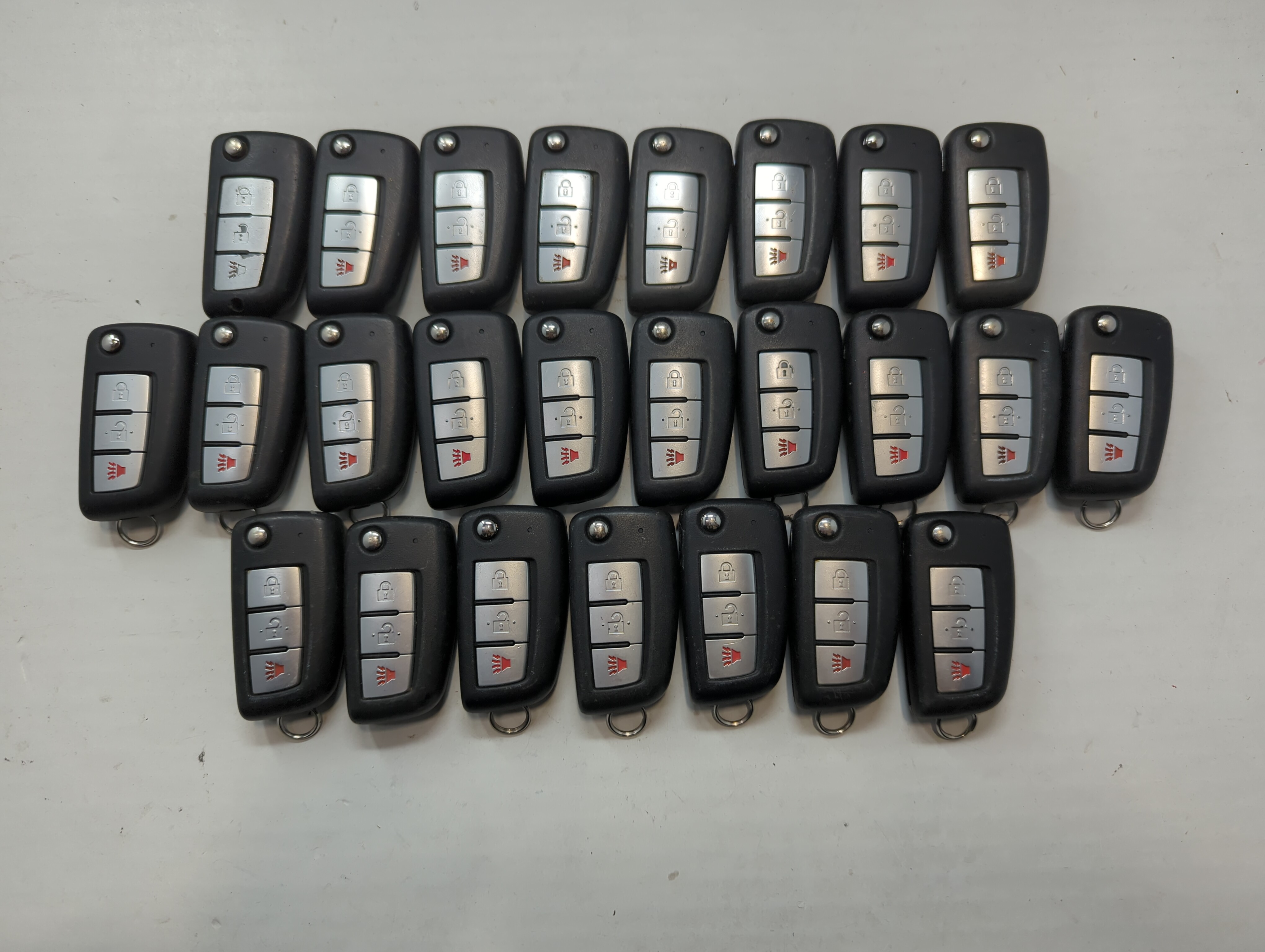 Lot of 25 Nissan Keyless Entry Remote Fob CWTWB1G767 757780 - Oemusedautoparts1.com